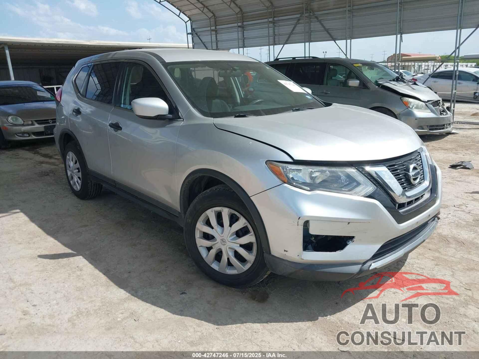 NISSAN ROGUE 2017 - KNMAT2MV1HP533958