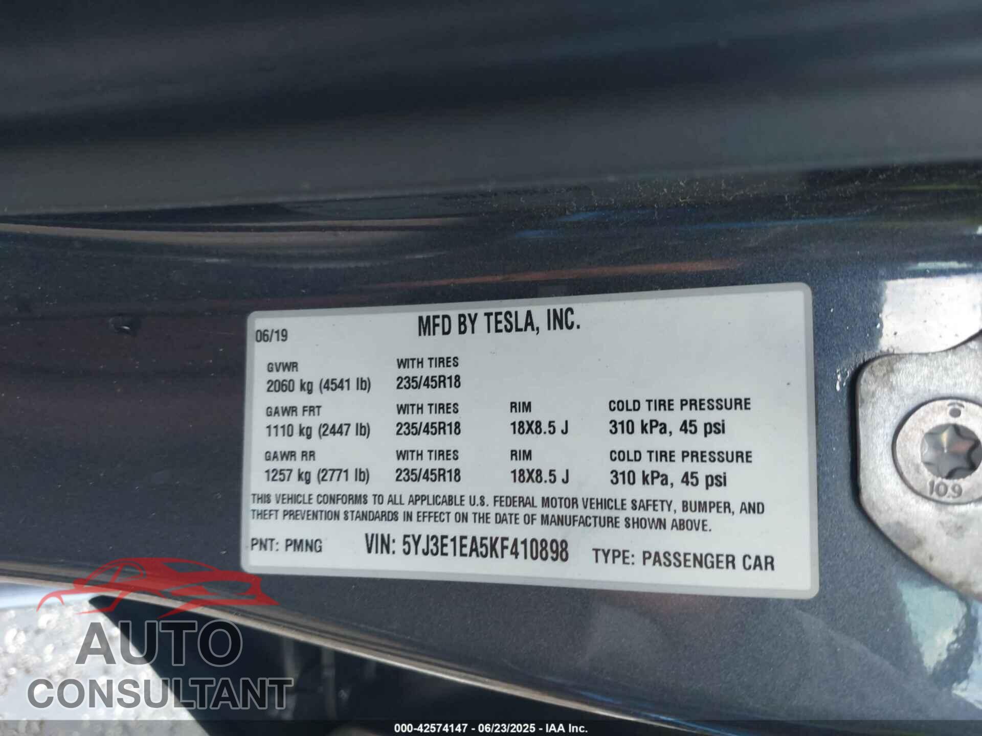 TESLA MODEL 3 2019 - 5YJ3E1EA5KF410898