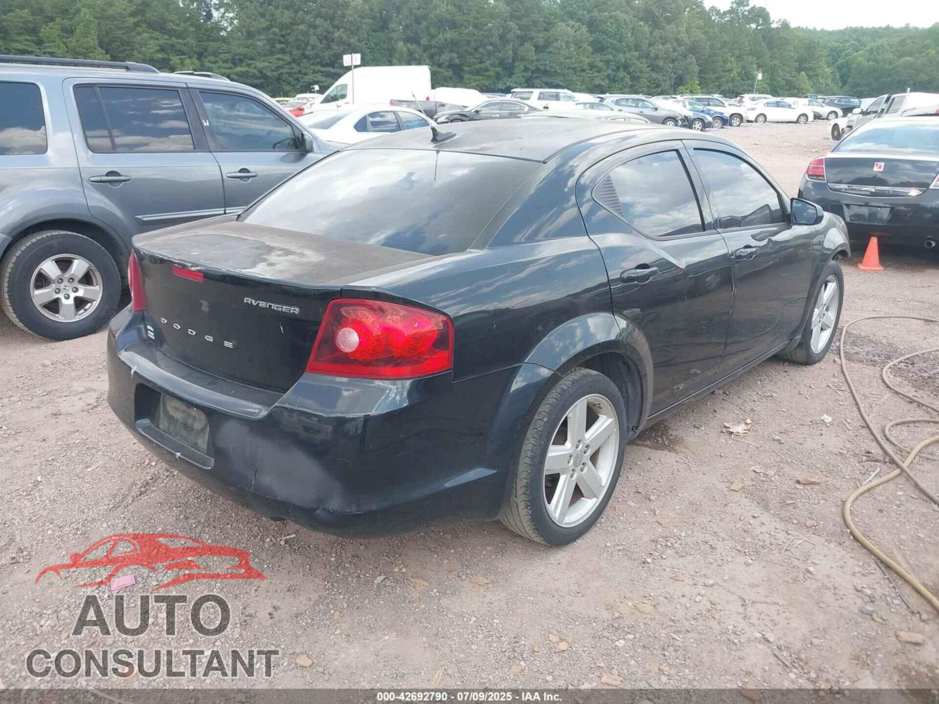 DODGE AVENGER 2013 - 1C3CDZAB7DN625823