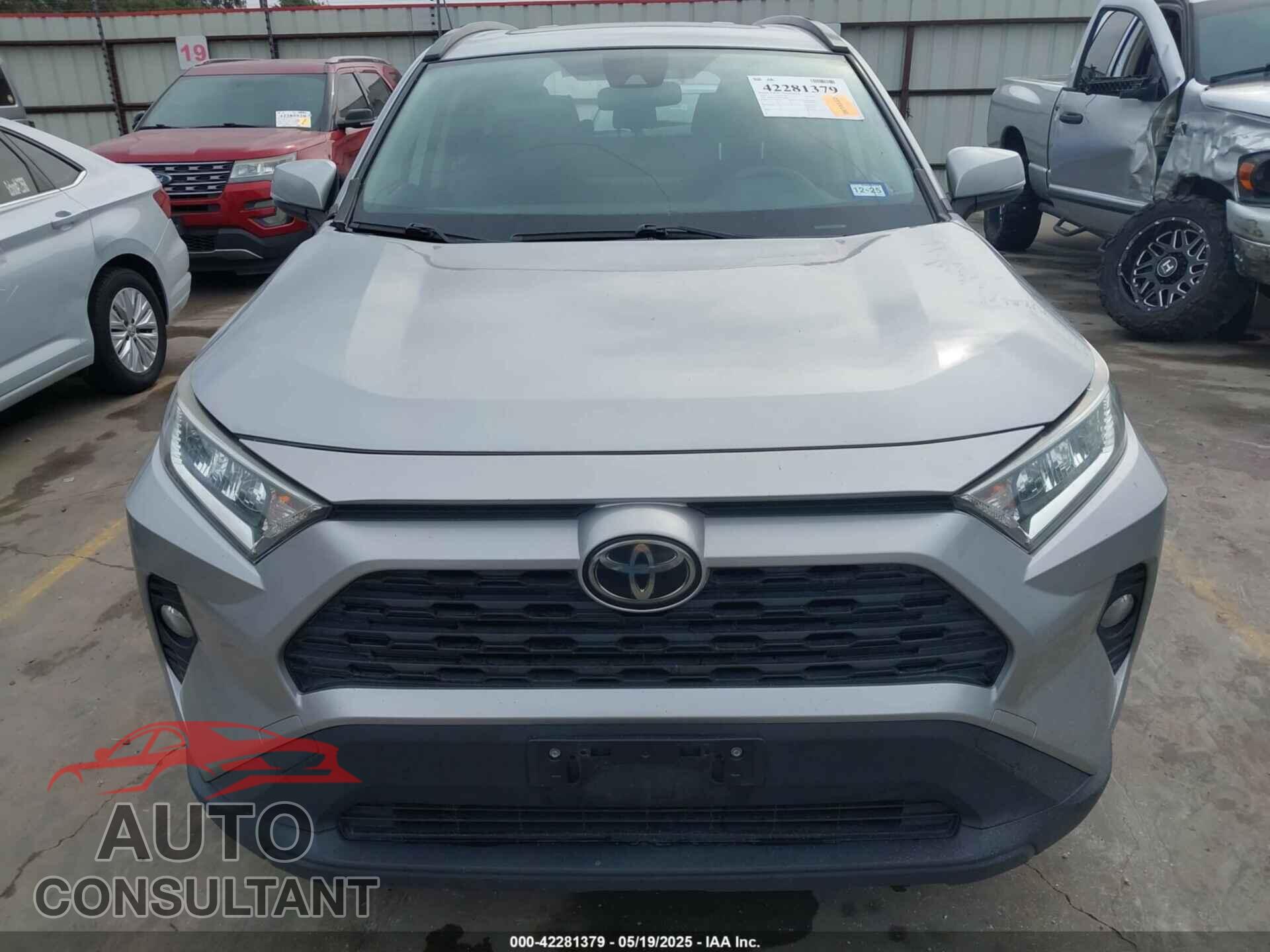 TOYOTA RAV4 2019 - JTMP1RFV9KD506103