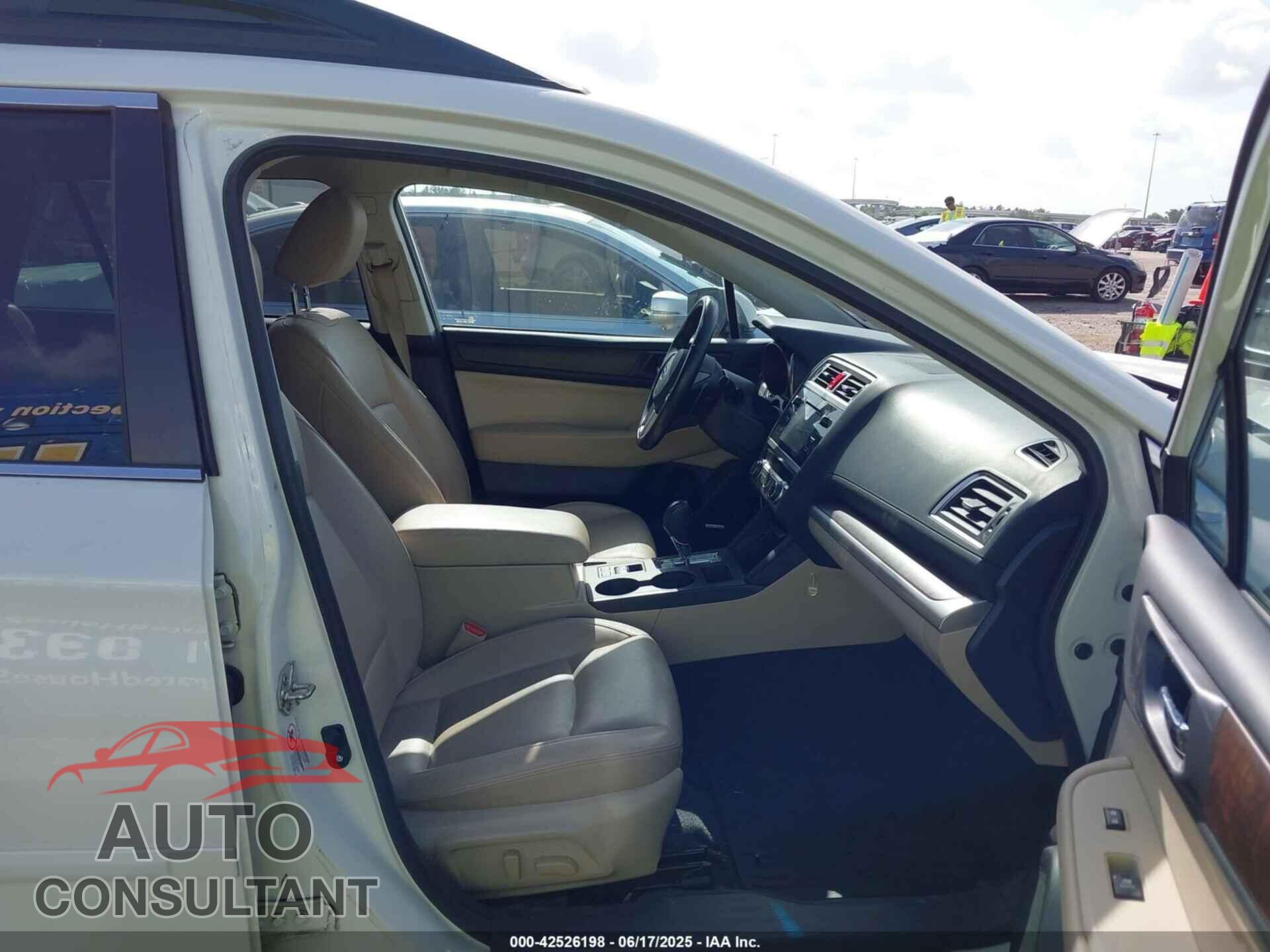 SUBARU OUTBACK 2015 - 4S4BSBNC2F3244799