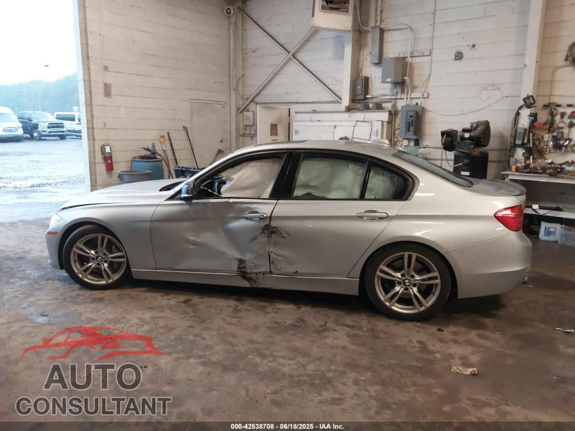 BMW 335I 2013 - WBA3B9C55DF587637