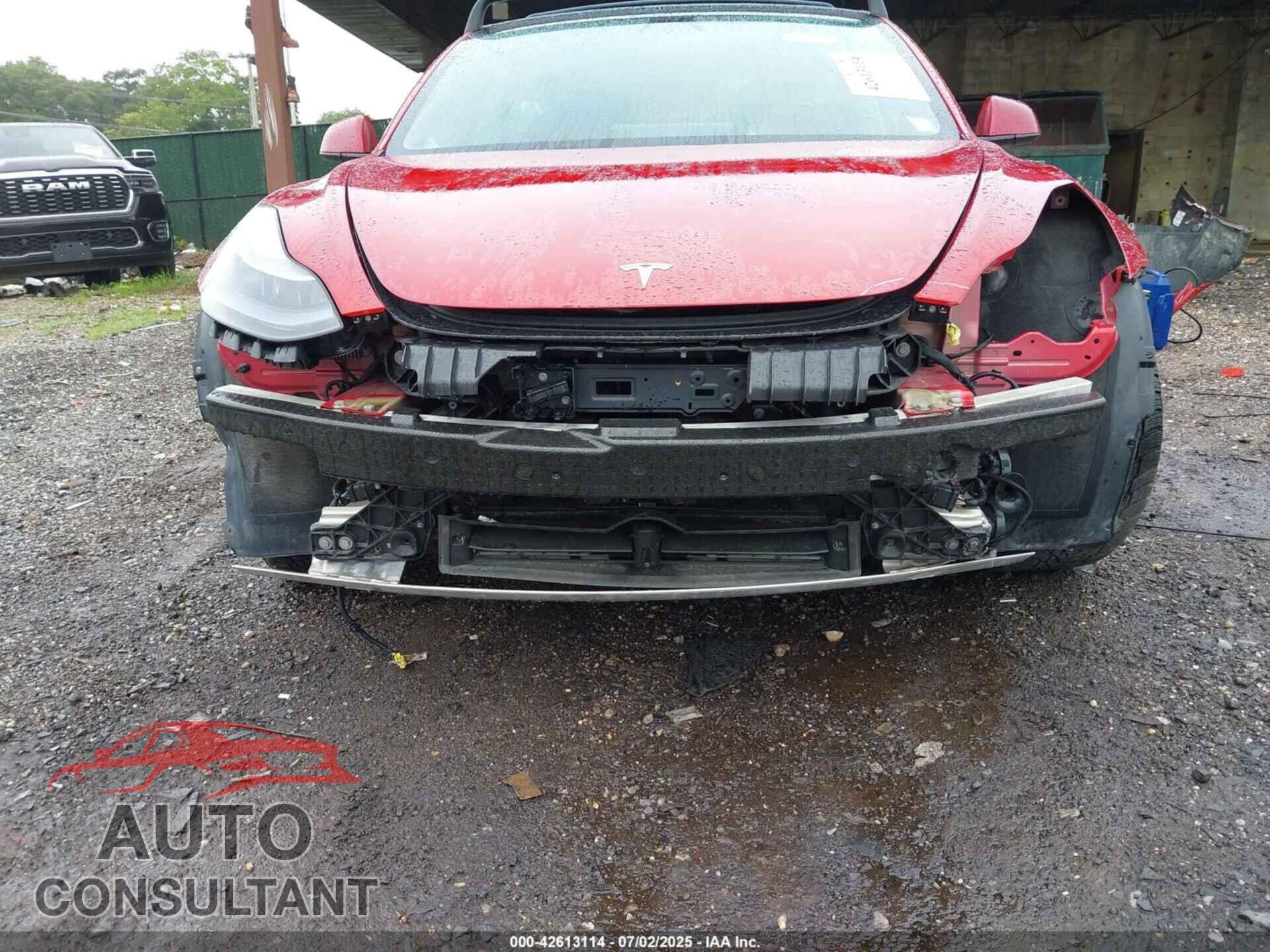 TESLA MODEL 3 2021 - 5YJ3E1EA0MF047512