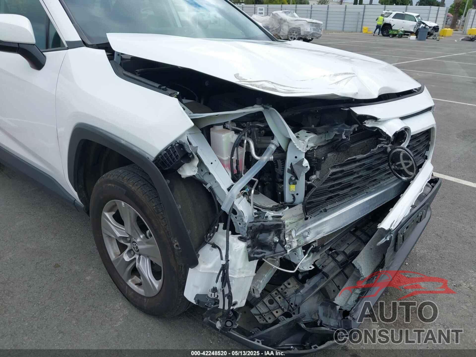 TOYOTA RAV4 2022 - 2T3P1RFV6NW315780