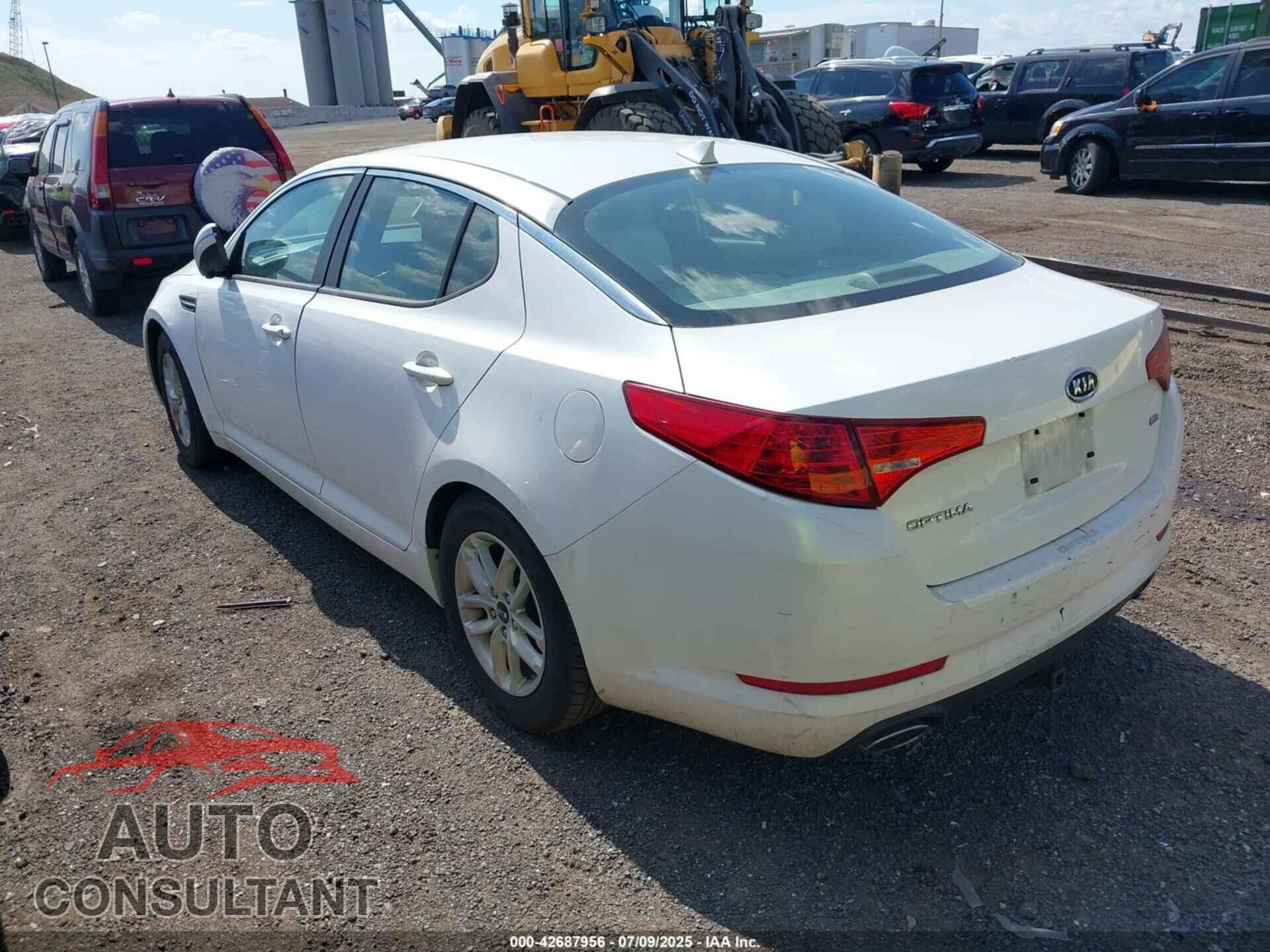 KIA OPTIMA 2011 - KNAGM4A70B5125332
