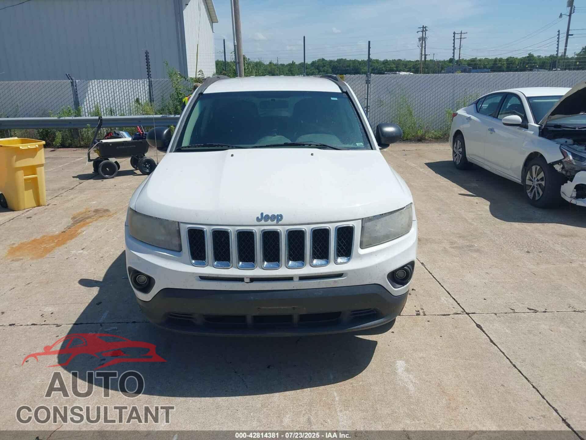 JEEP COMPASS 2014 - 1C4NJCBA6ED749637