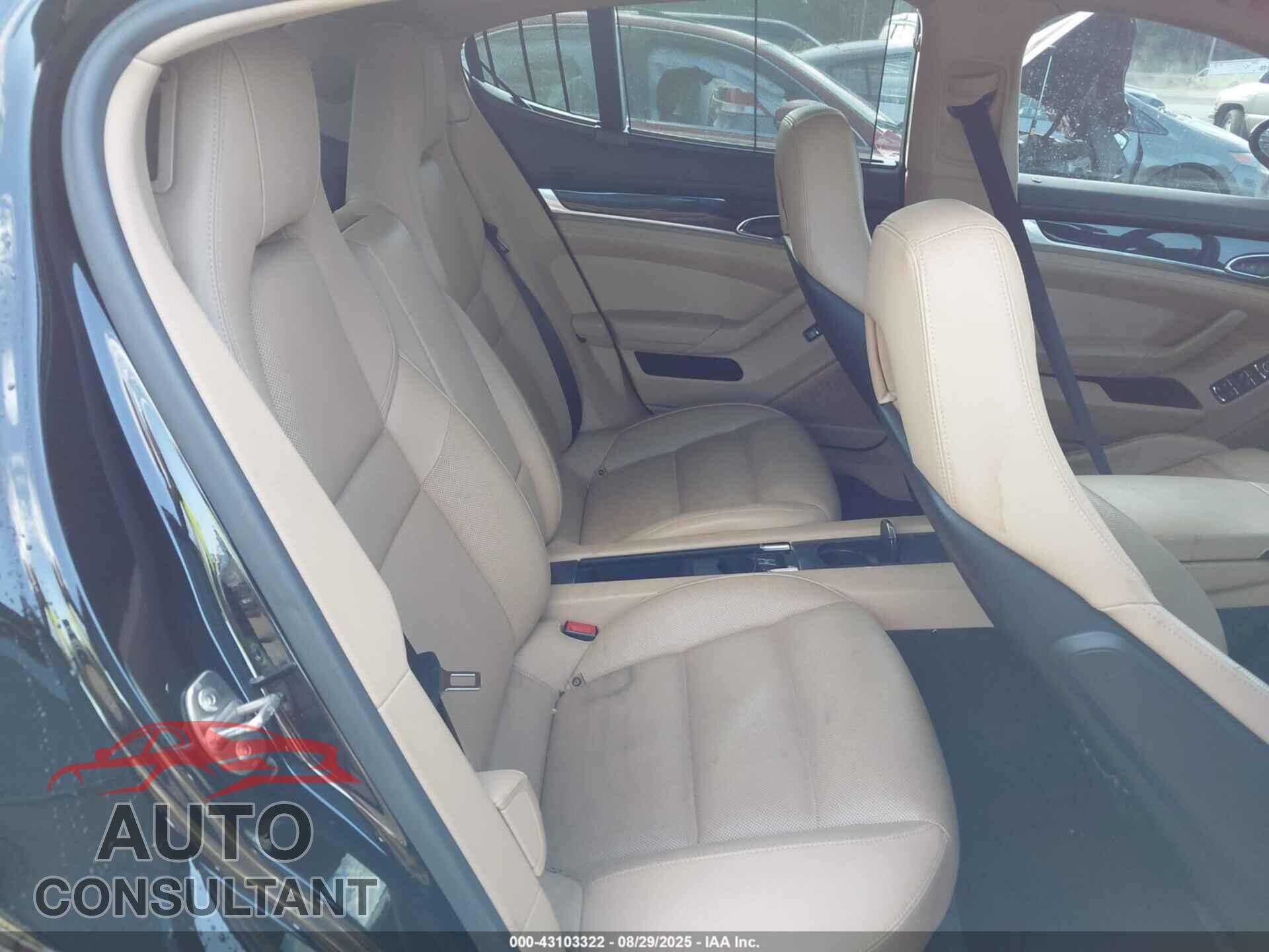 PORSCHE PANAMERA 2013 - WP0AA2A75DL016658