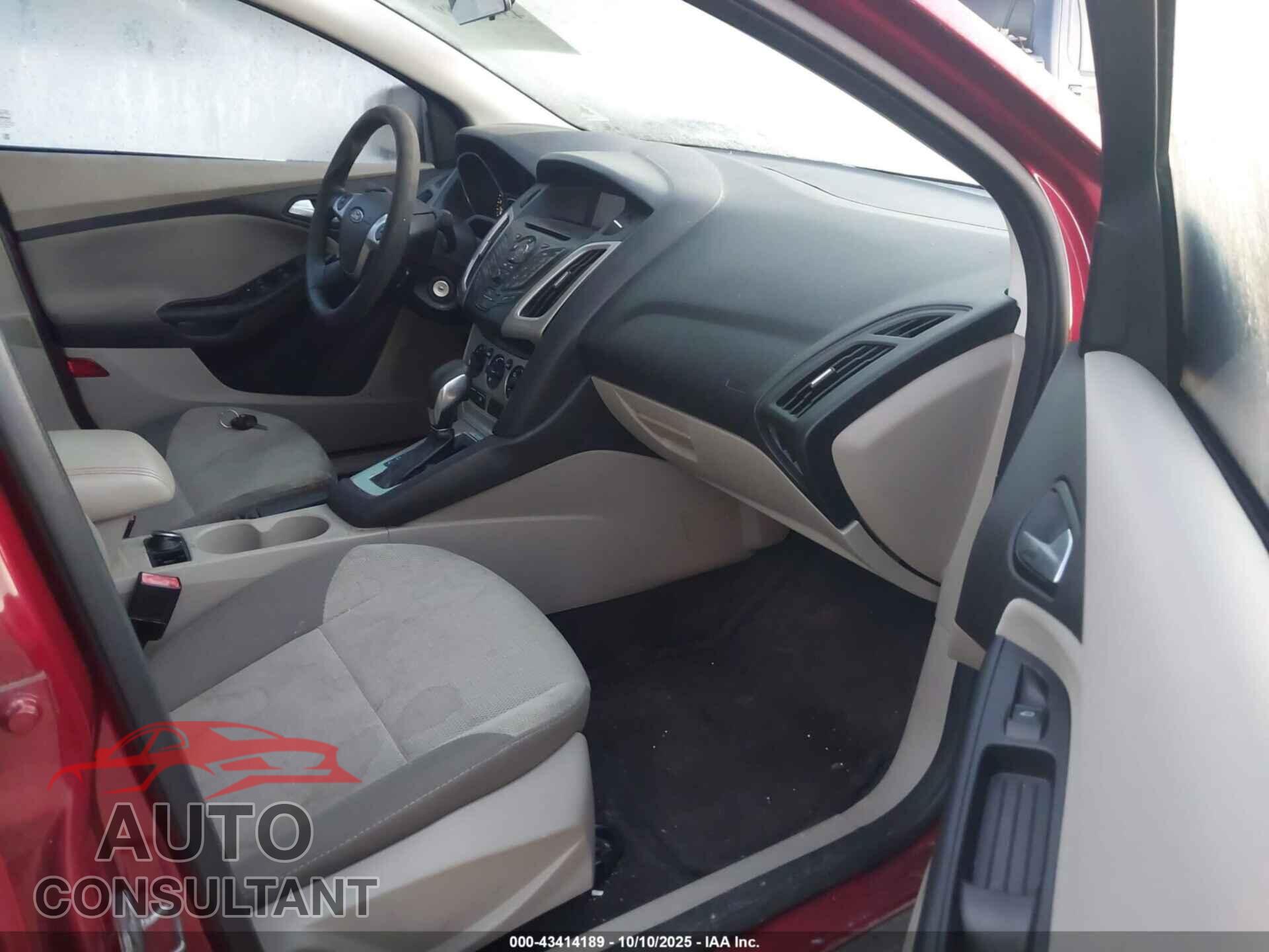 FORD FOCUS 2013 - 1FADP3F2XDL332500