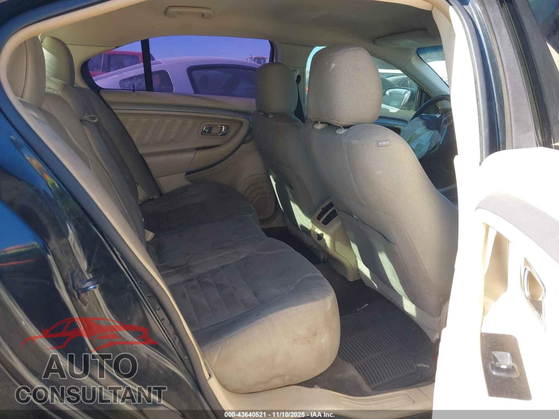 FORD TAURUS 2015 - 1FAHP2D80FG134121