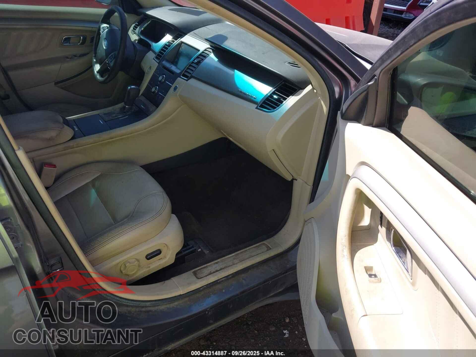 FORD TAURUS 2014 - 1FAHP2E86EG119037