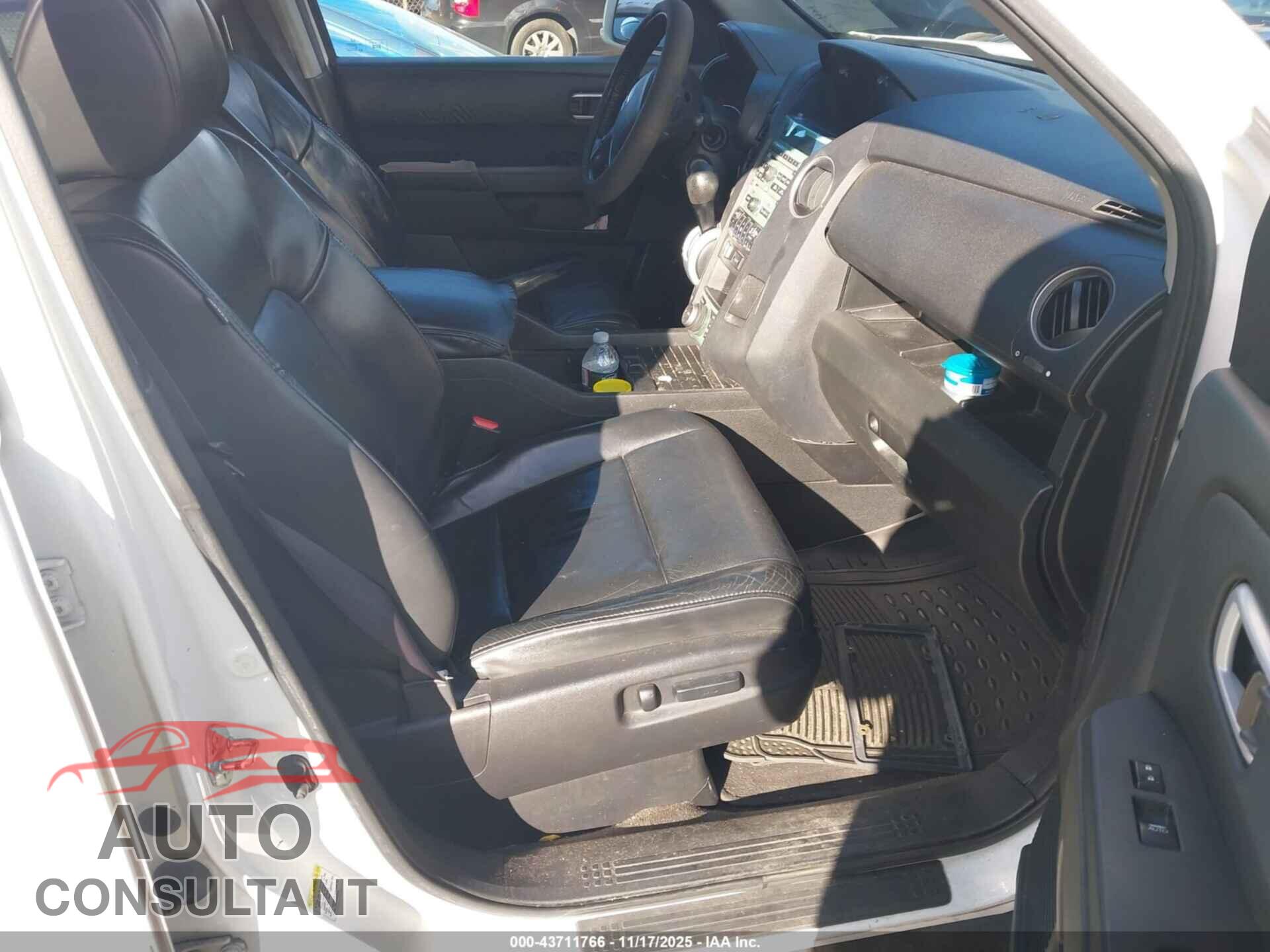 HONDA PILOT 2011 - 5FNYF4H97BB076850