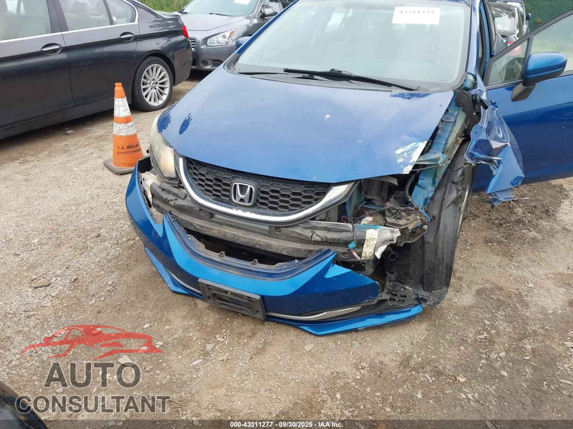 HONDA CIVIC 2015 - 19XFB2F52FE240783