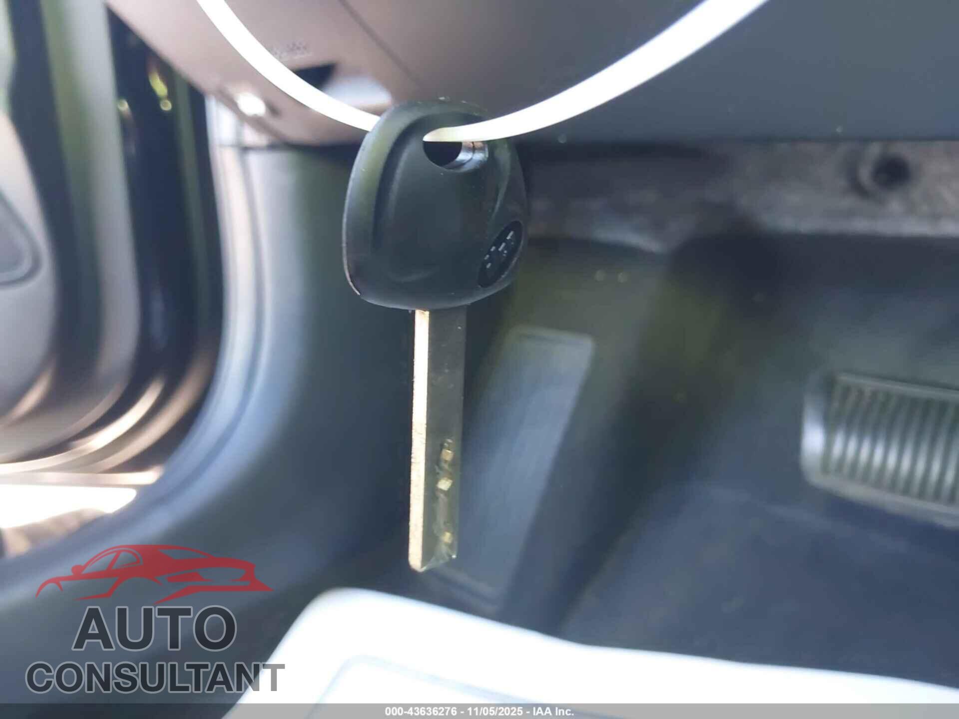KIA RIO 2019 - 3KPA24AB5KE242525