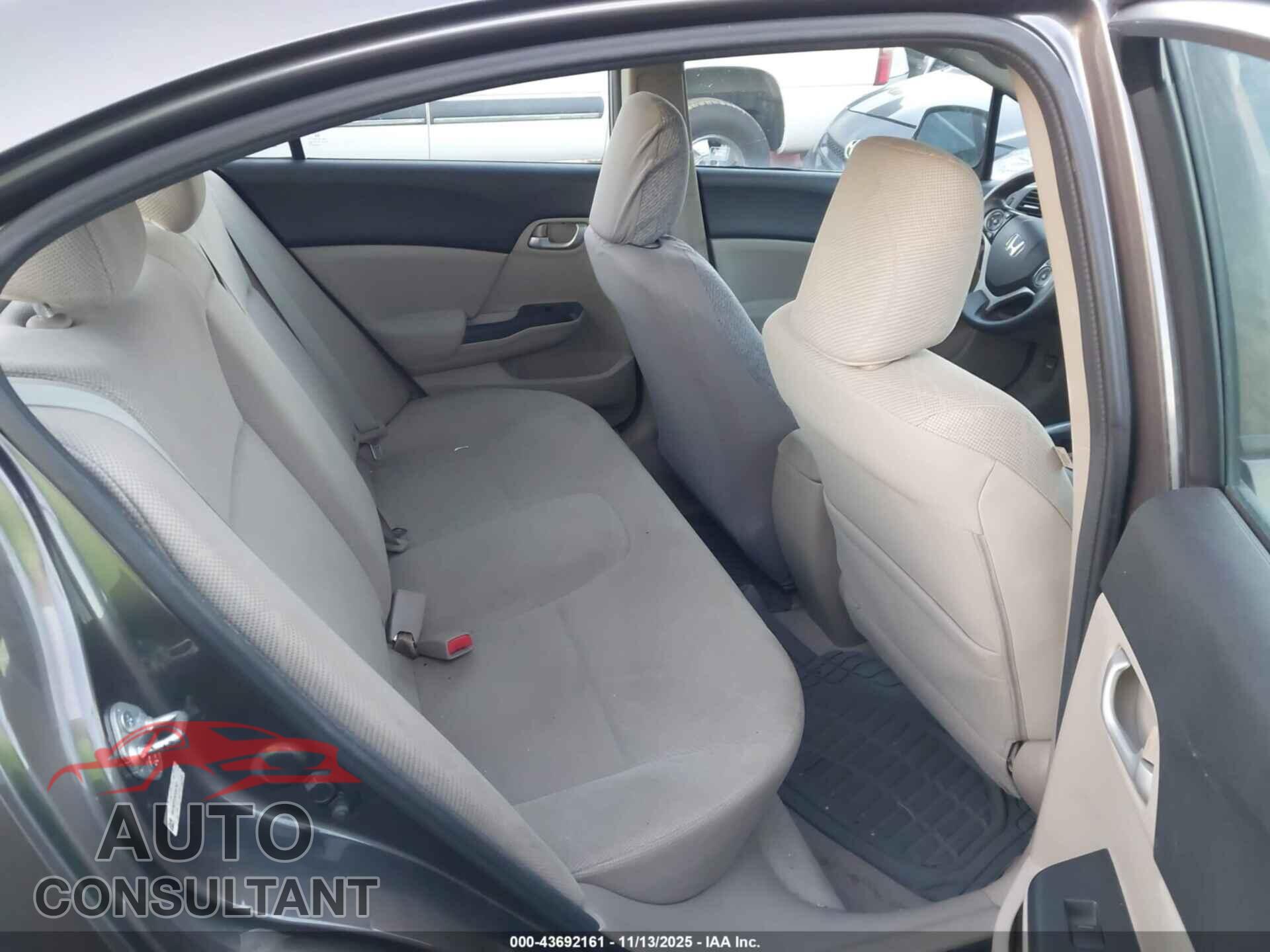 HONDA CIVIC 2012 - 19XFB2F53CE047621