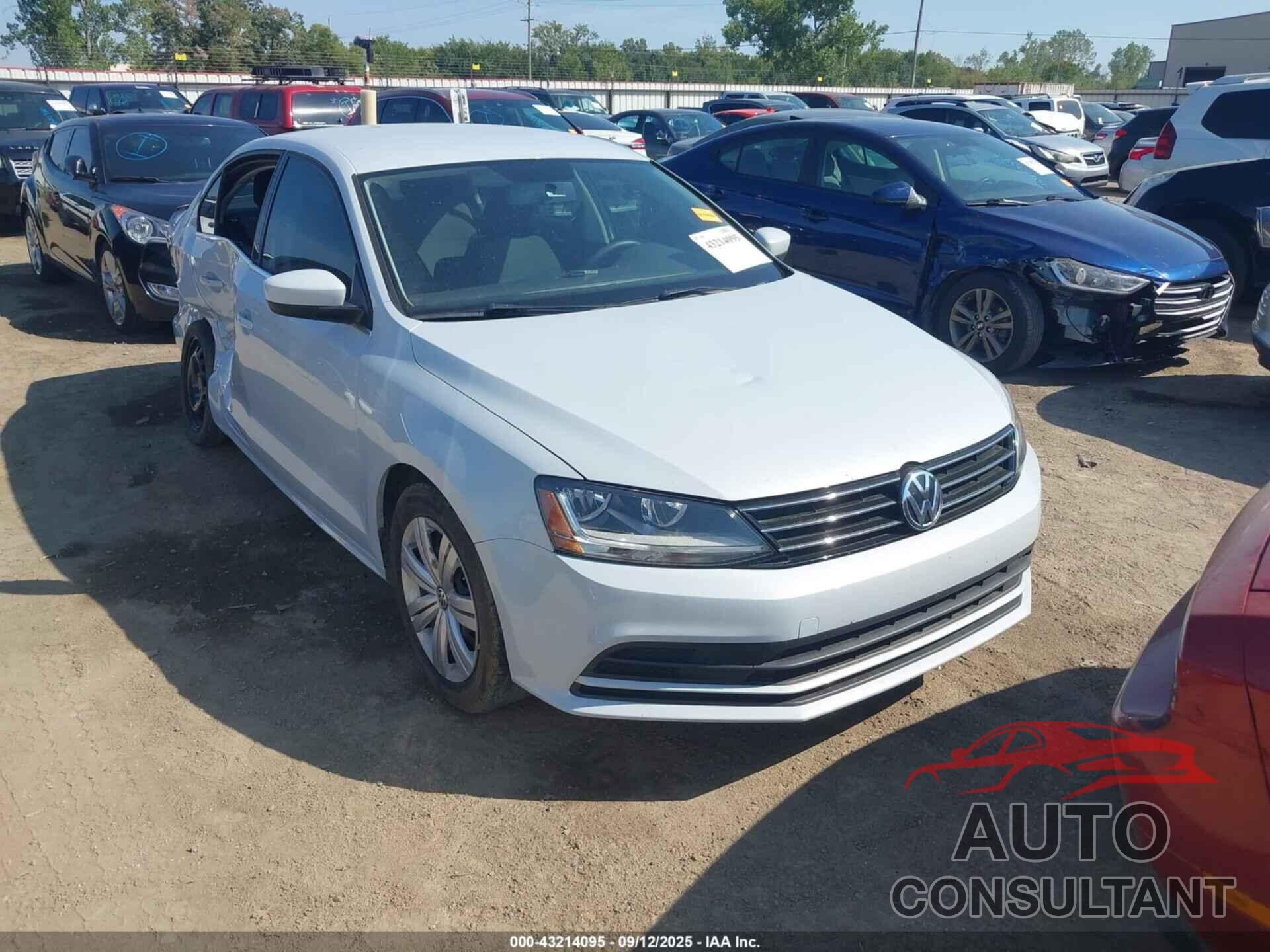 VOLKSWAGEN JETTA 2017 - 3VW167AJ4HM348361