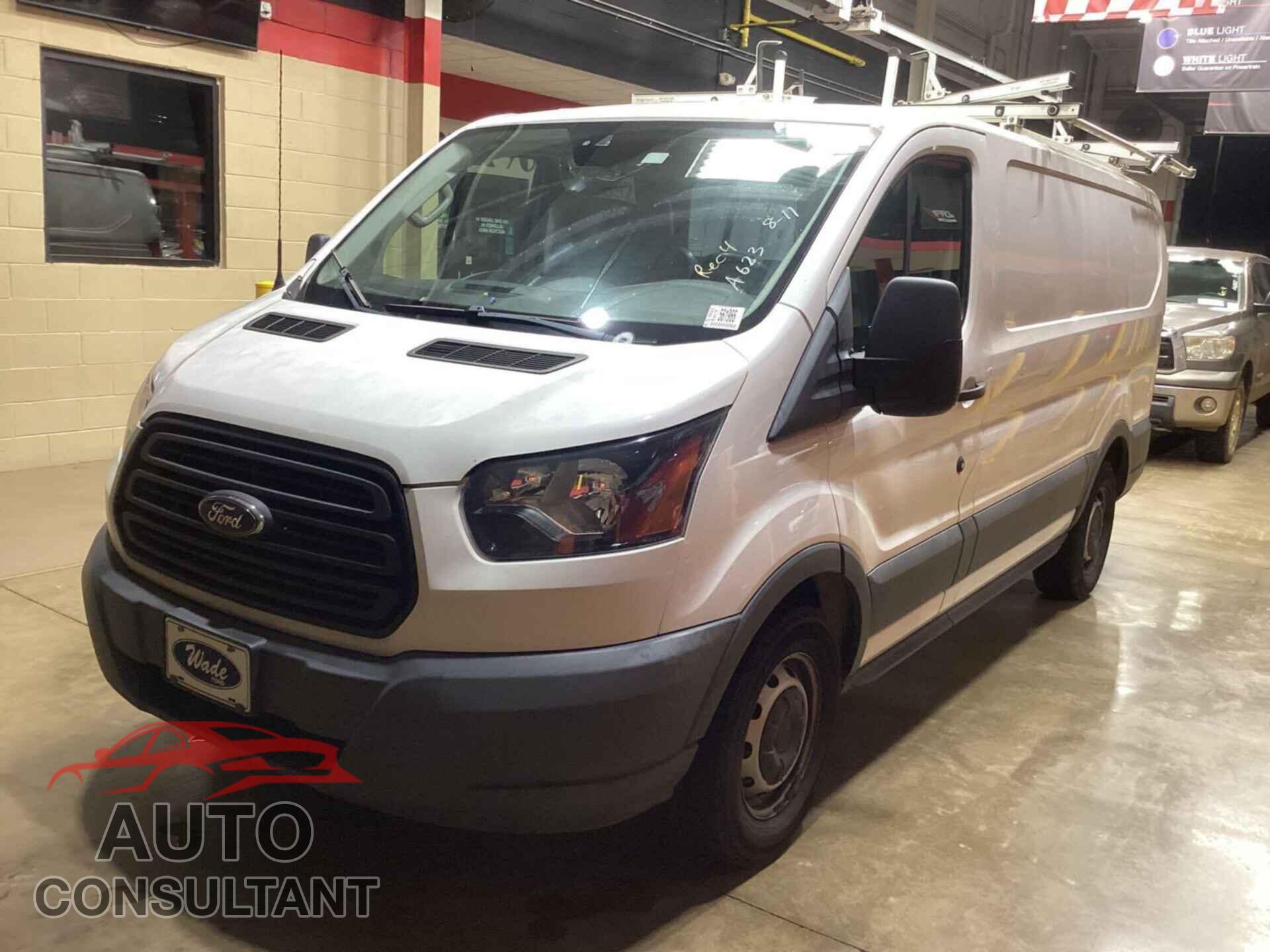 FORD TRANSIT 2018 - 1FTYE1ZM0JKB56187