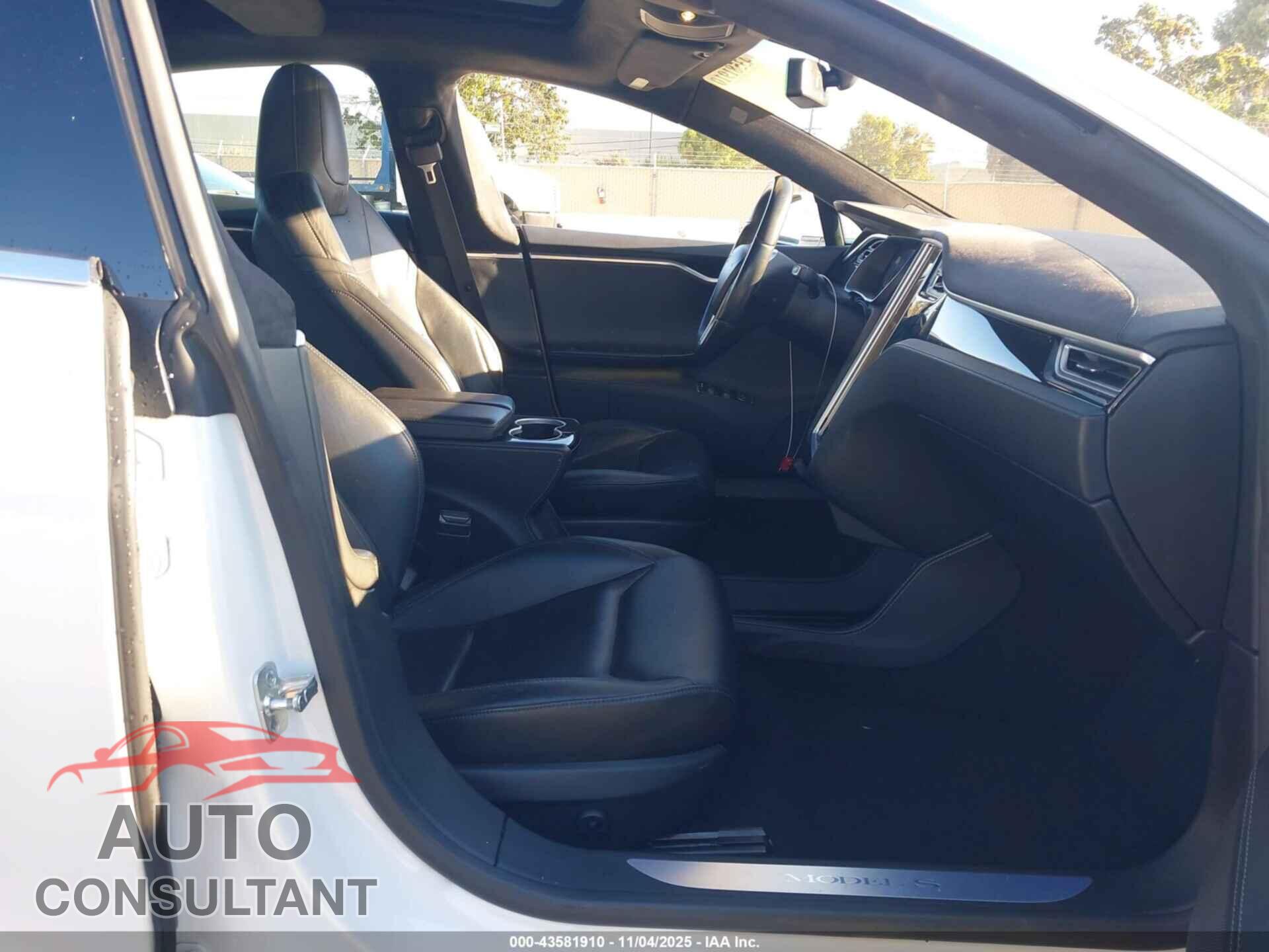 TESLA MODEL S 2015 - 5YJSA1H46FF094611