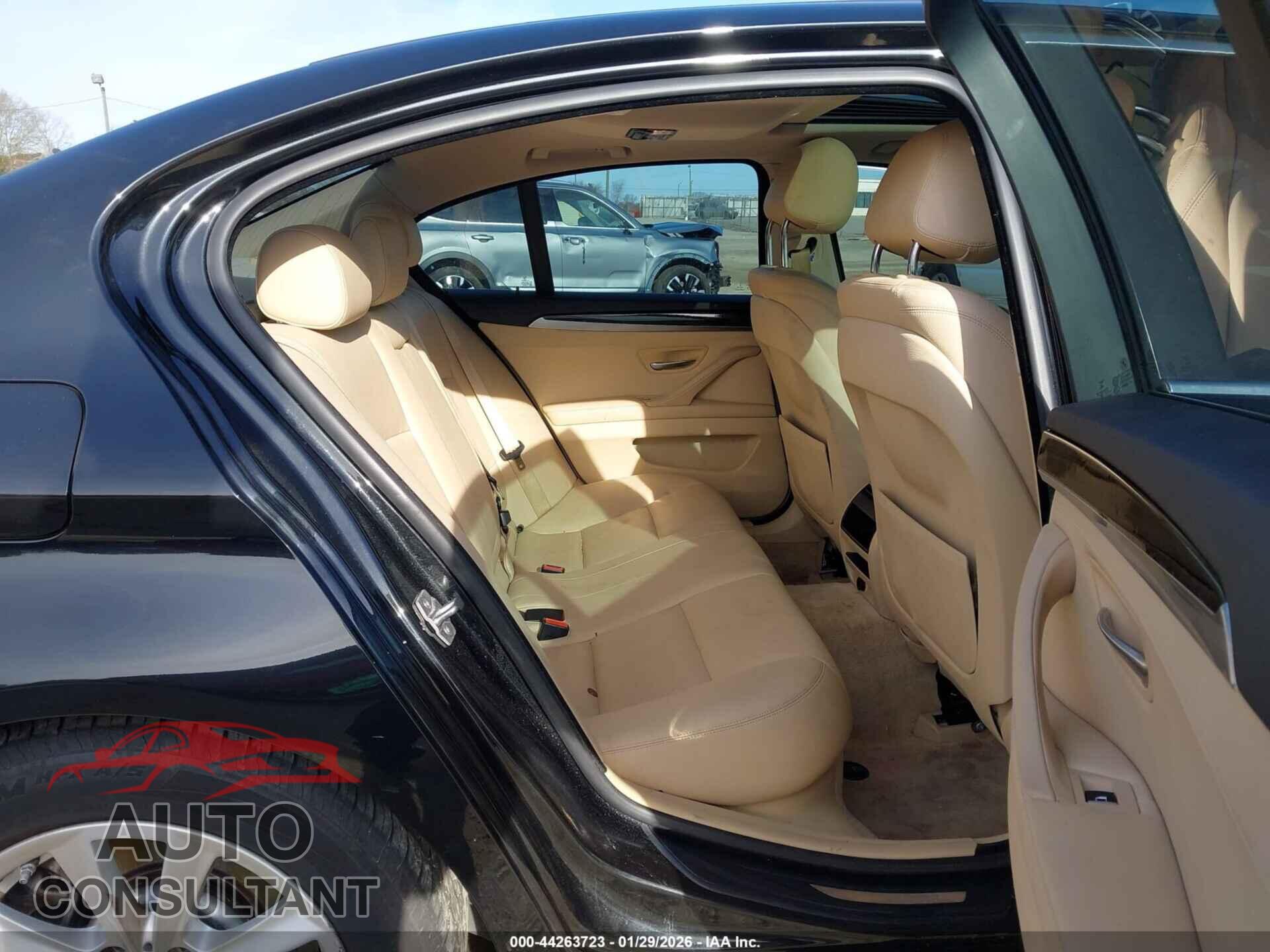 BMW 528I 2015 - WBA5A5C59FD515441