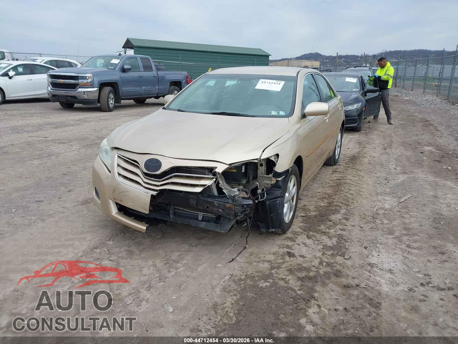 TOYOTA CAMRY 2011 - 4T1BF3EK2BU223473