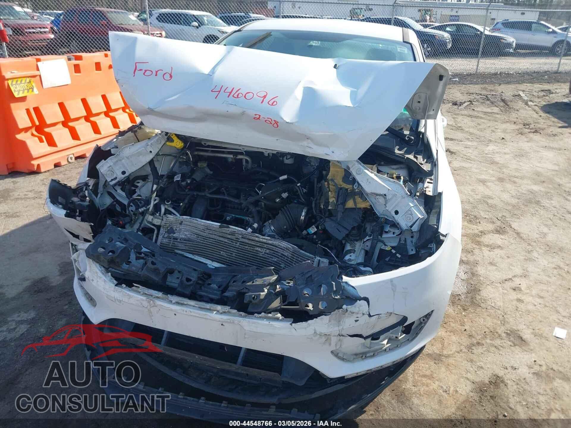 FORD FOCUS 2015 - 1FADP3K26FL204215