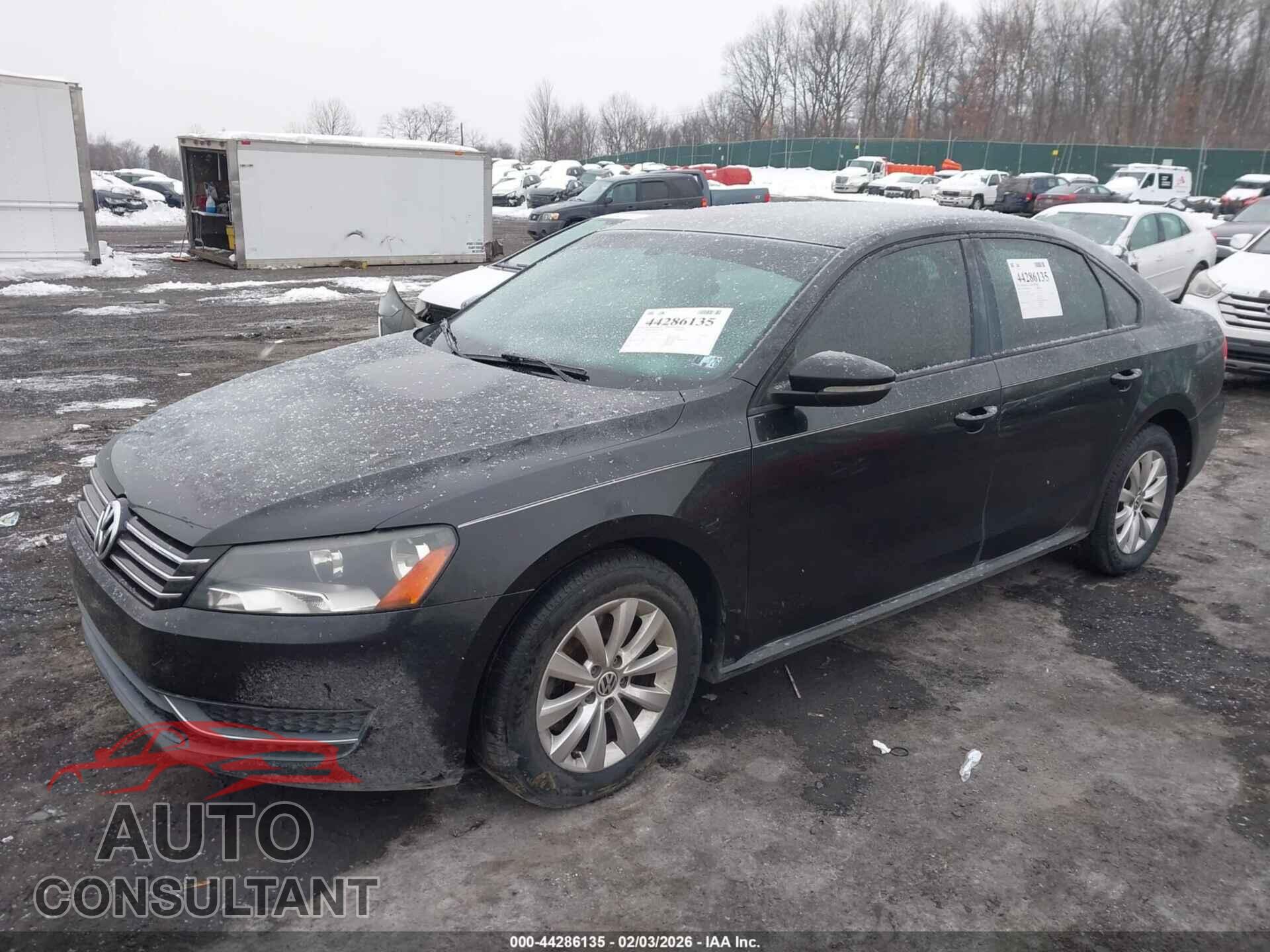 VOLKSWAGEN PASSAT 2012 - 1VWAP7A31CC005189
