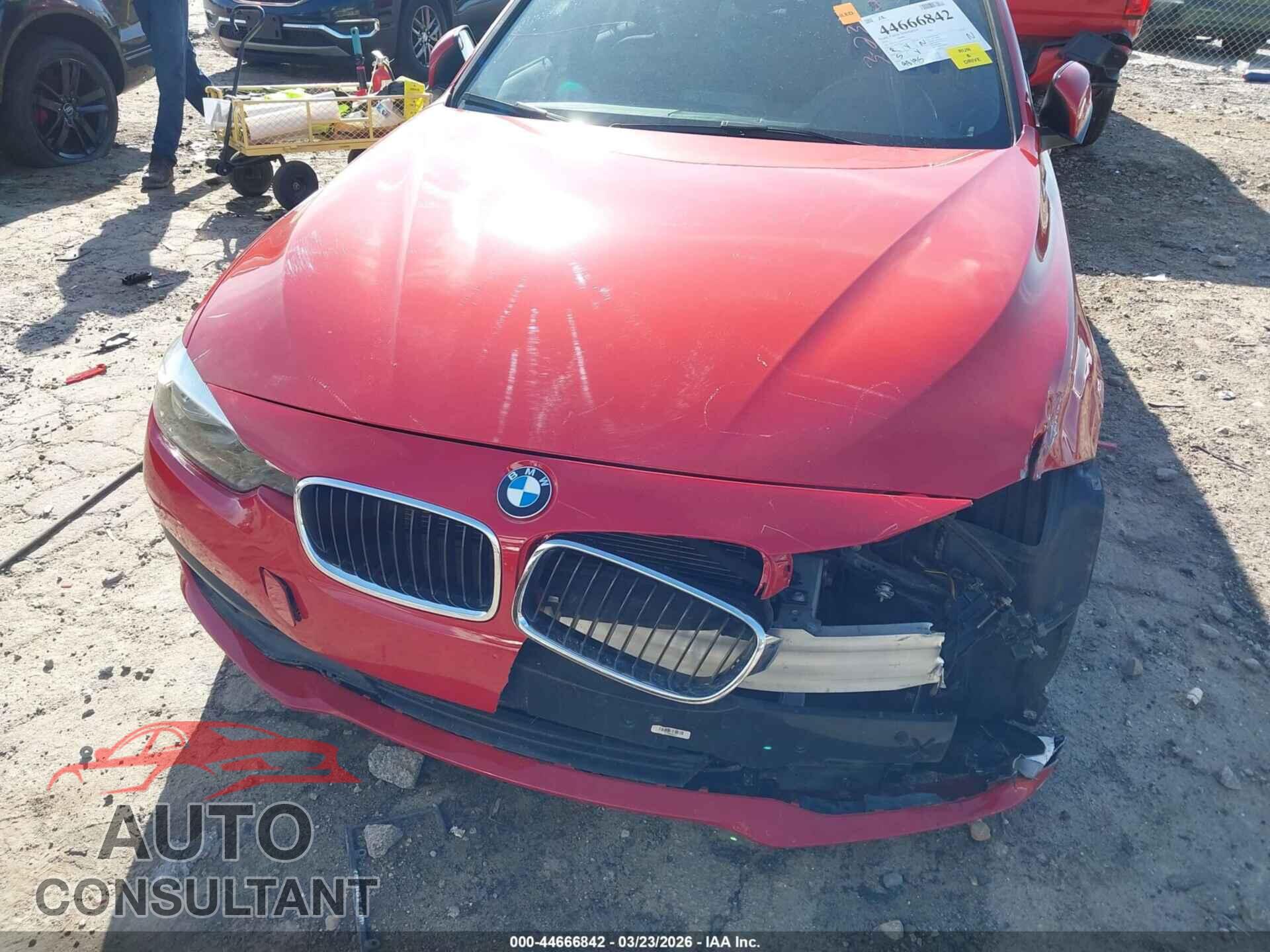 BMW 320I 2016 - WBA8E1G51GNU10313