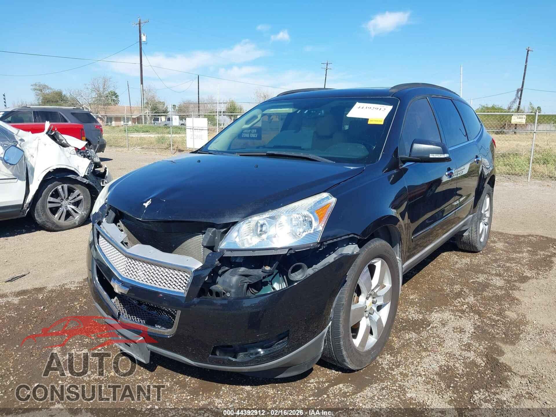 CHEVROLET TRAVERSE 2010 - 1GNLRHED7AS108366