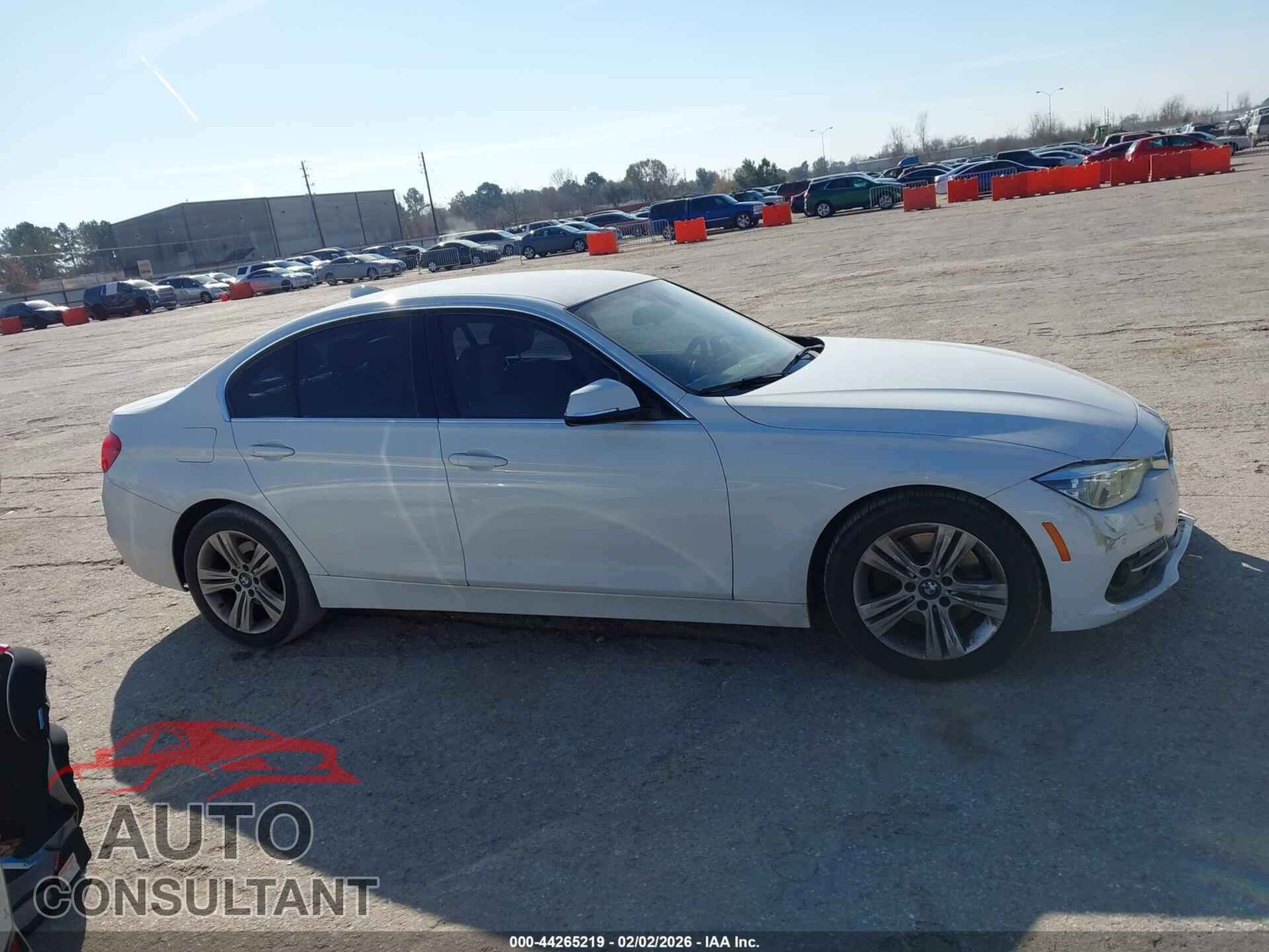 BMW 330E 2018 - WBA8E1C50JA758950