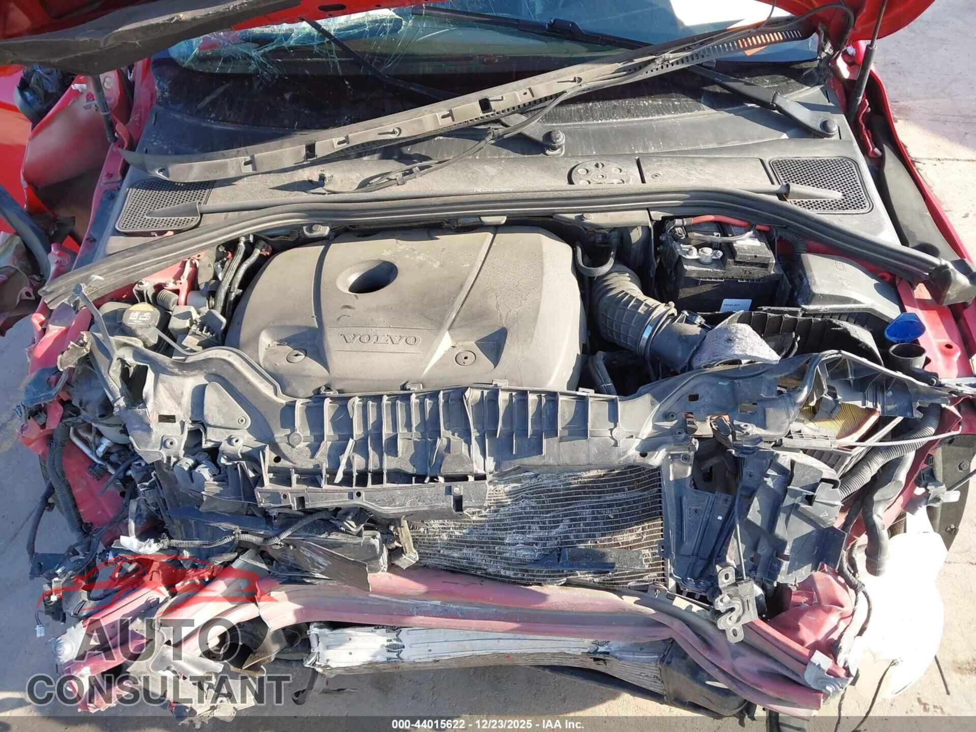 VOLVO S60 2016 - YV149MTS4G2415519