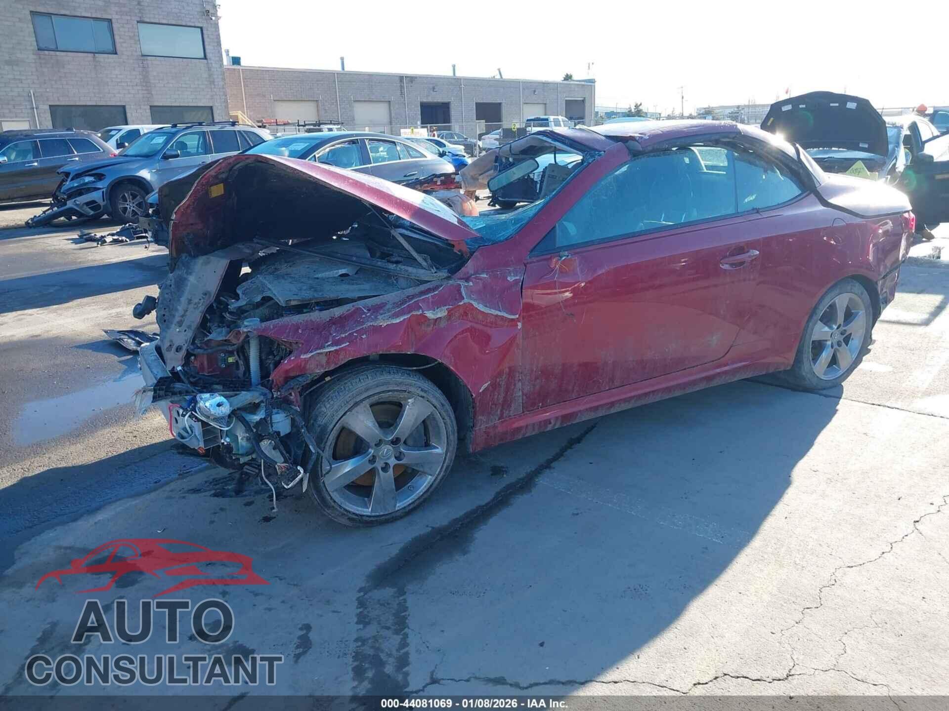 LEXUS IS 350C 2010 - JTHFE2C20A2500944