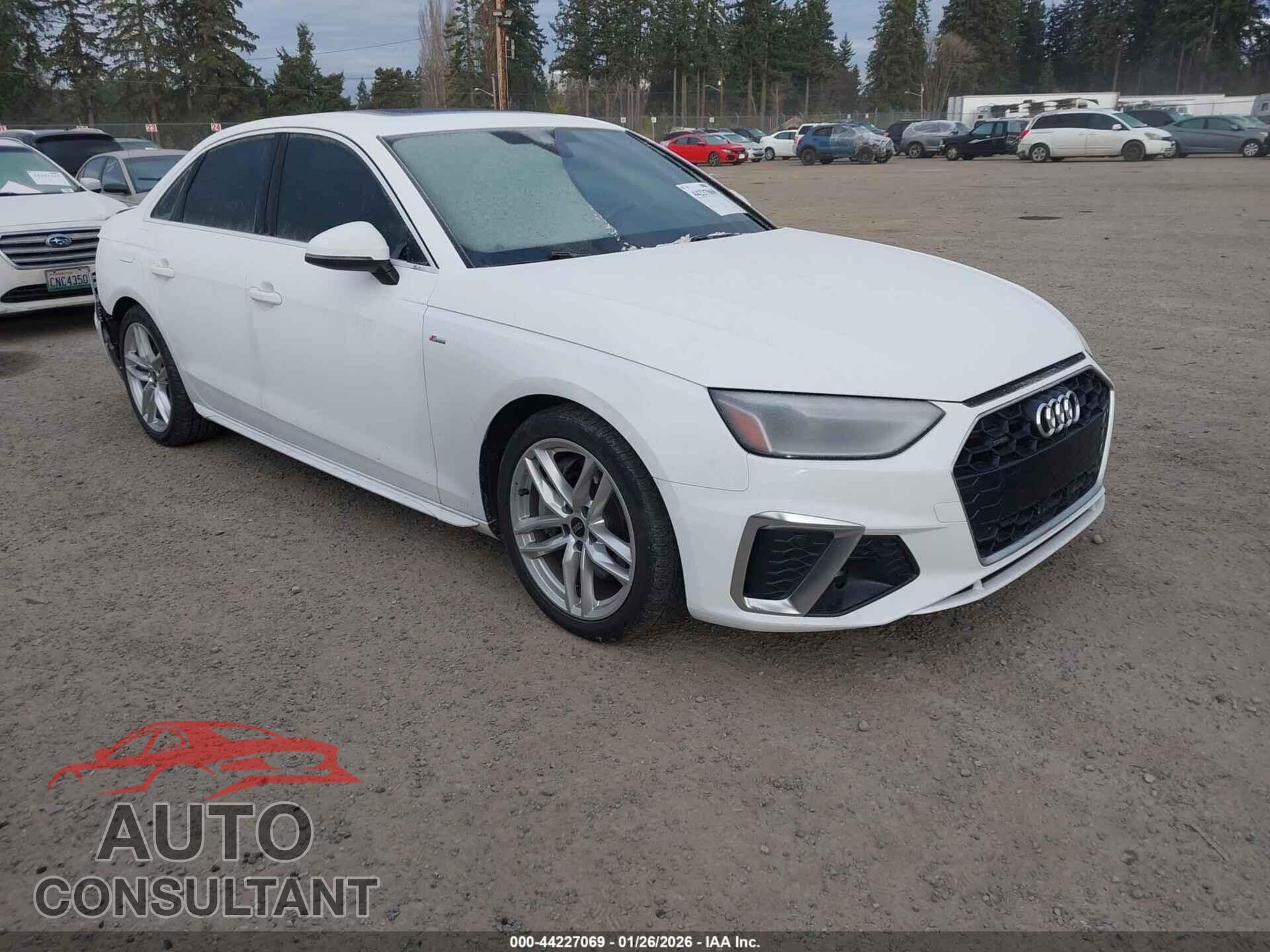 AUDI A4 2023 - WAUDAAF40PN001061