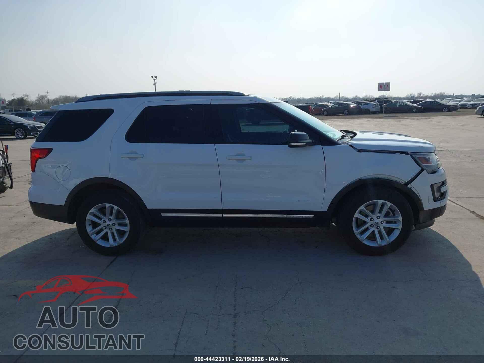 FORD EXPLORER 2017 - 1FM5K7D88HGE22704