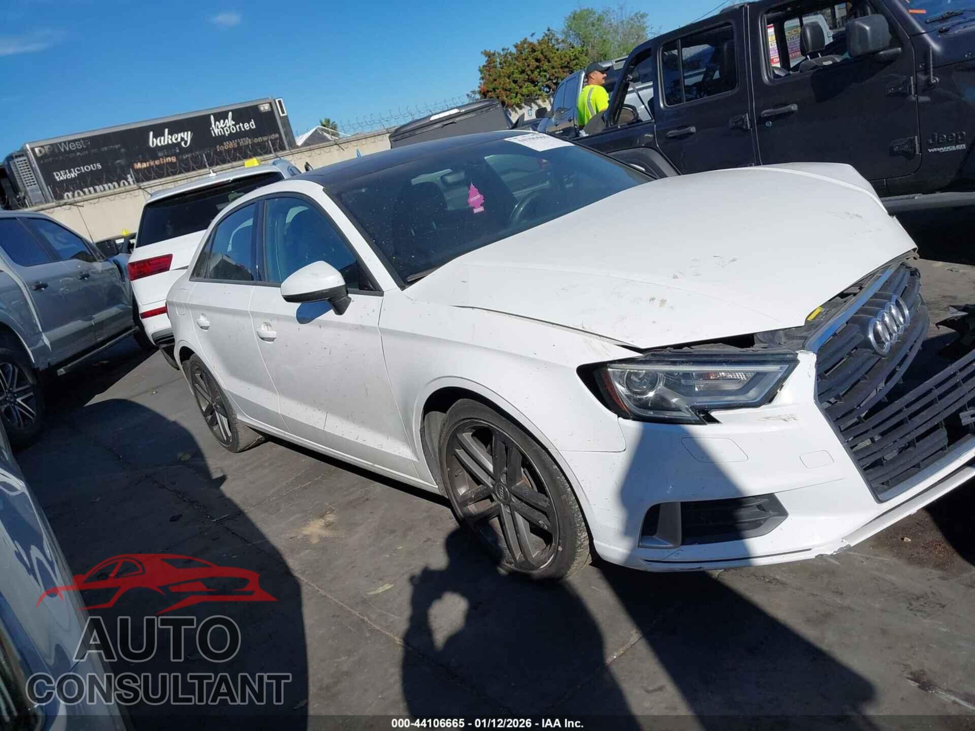 AUDI A3 2017 - WAUAUGFF0H1039462