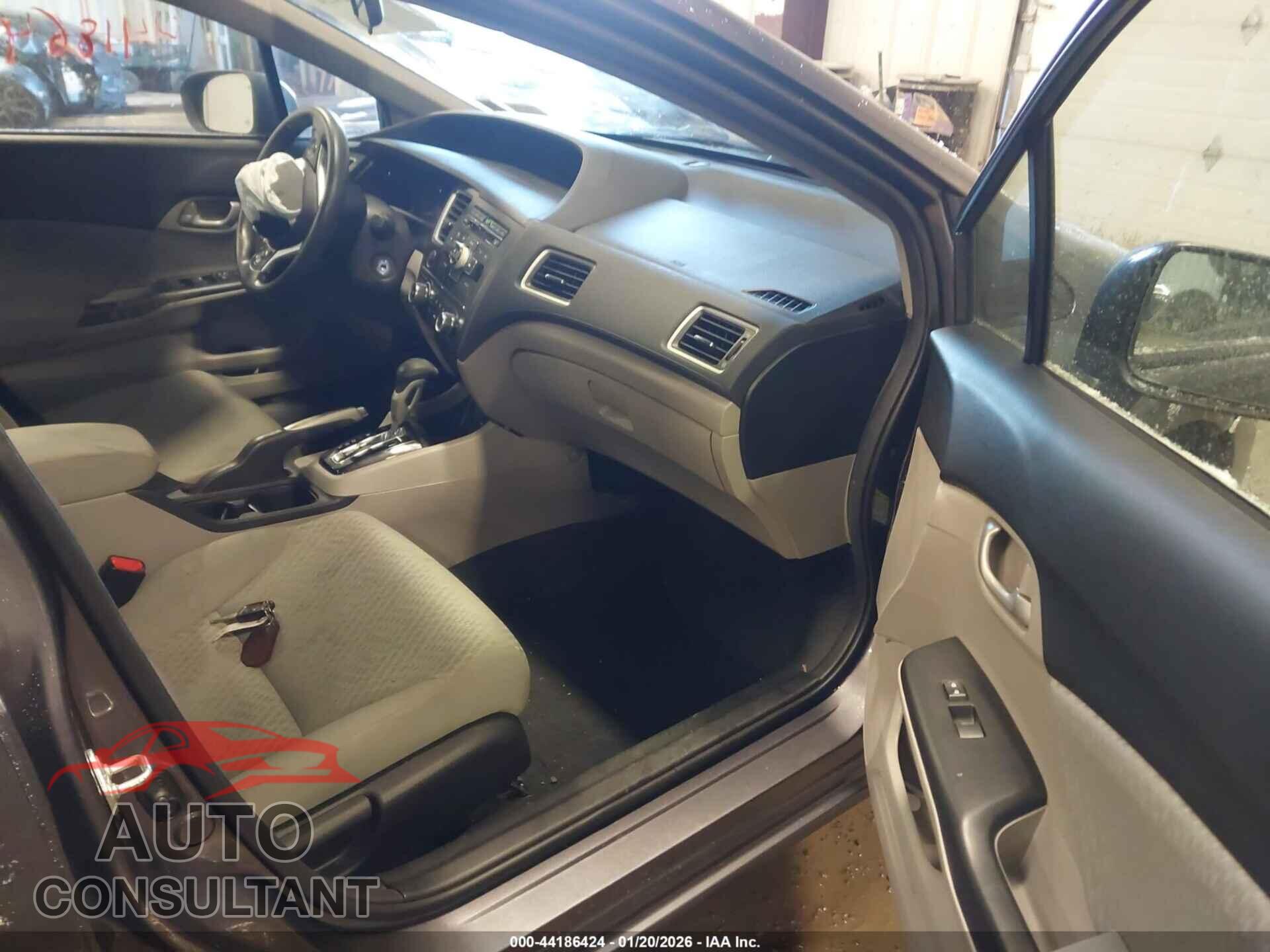 HONDA CIVIC 2015 - 19XFB2F52FE701349