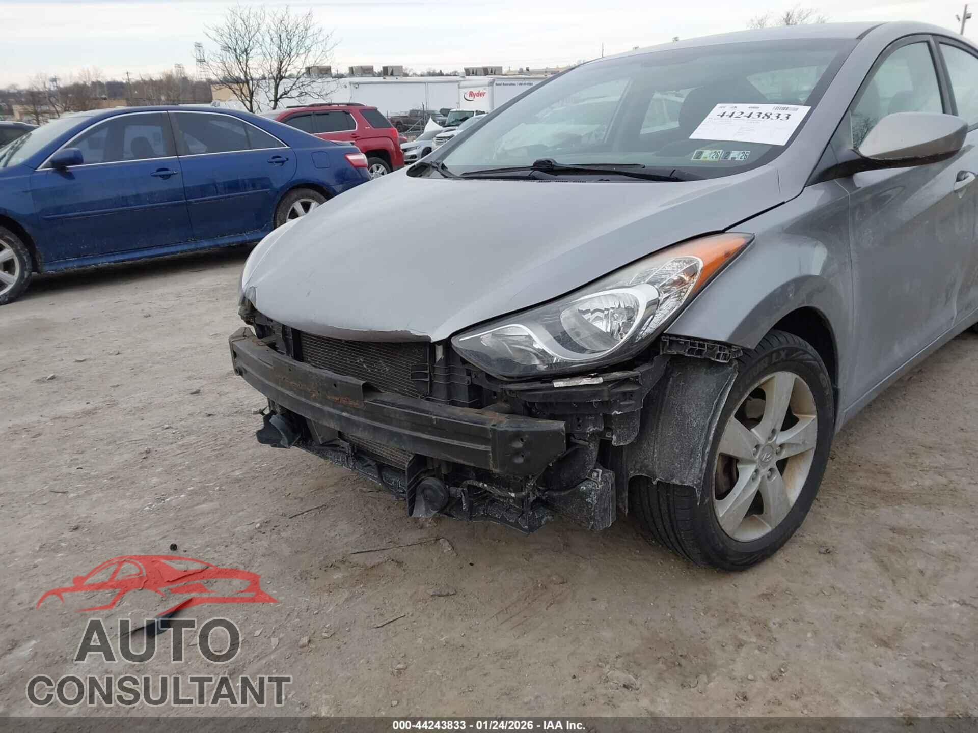 HYUNDAI ELANTRA 2013 - KMHDH4AE6DU888677