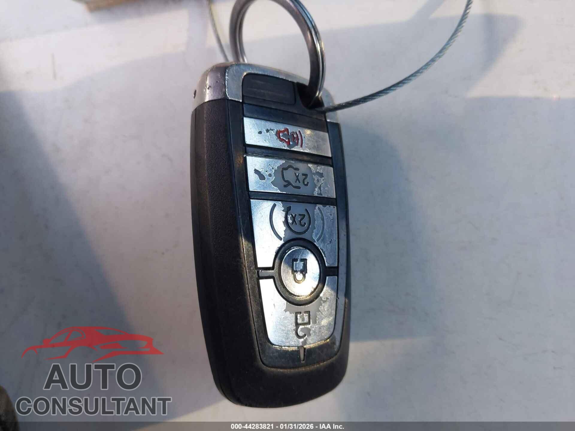 FORD EXPLORER 2017 - 1FM5K7D81HGA75183
