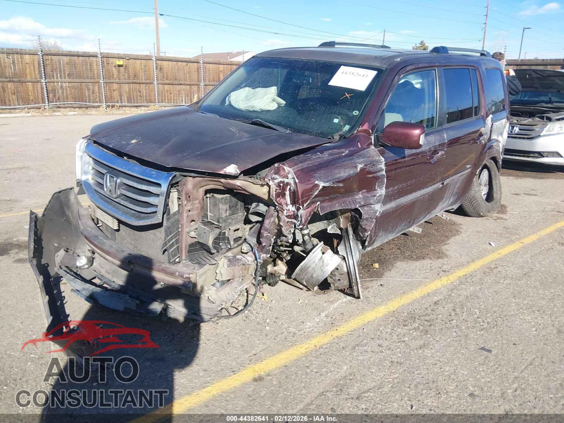 HONDA PILOT 2015 - 5FNYF4H92FB036410