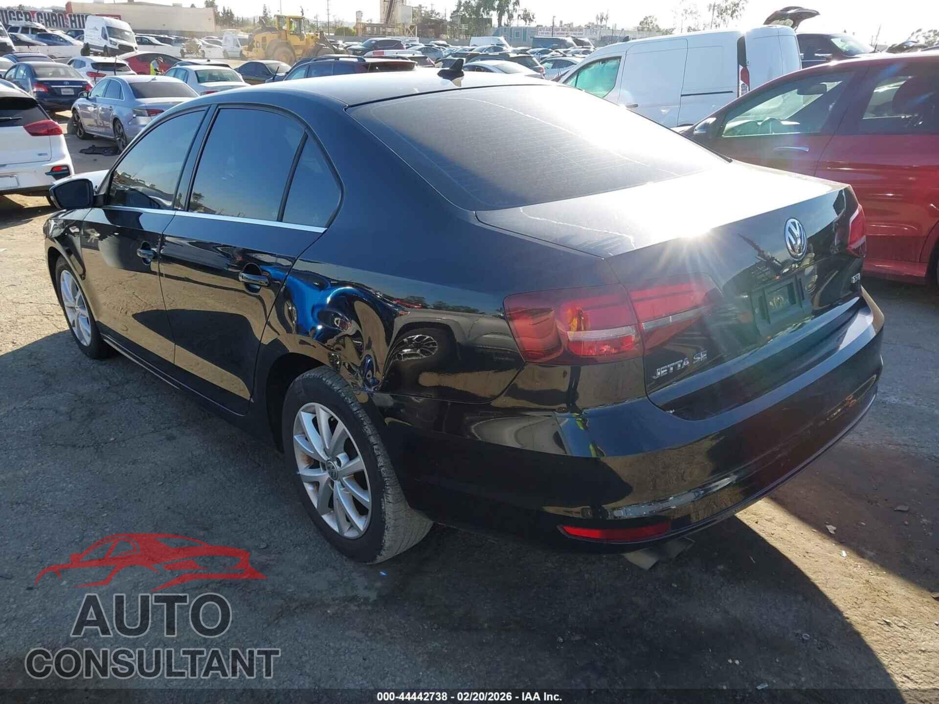 VOLKSWAGEN JETTA 2017 - 3VWDB7AJ7HM365583