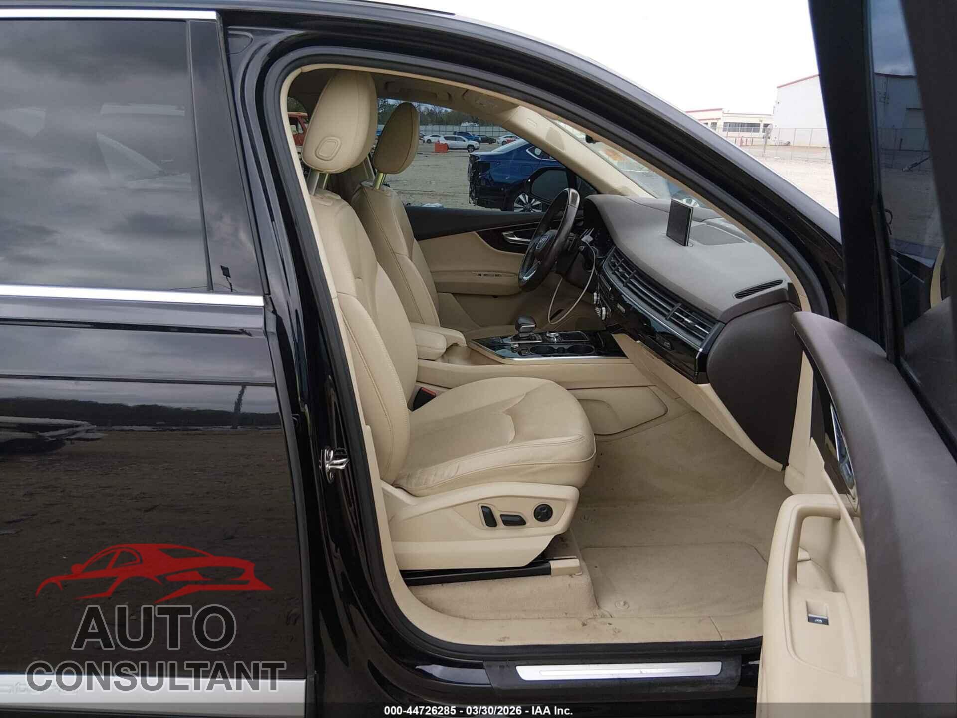AUDI Q7 2019 - WA1VAAF77KD009362