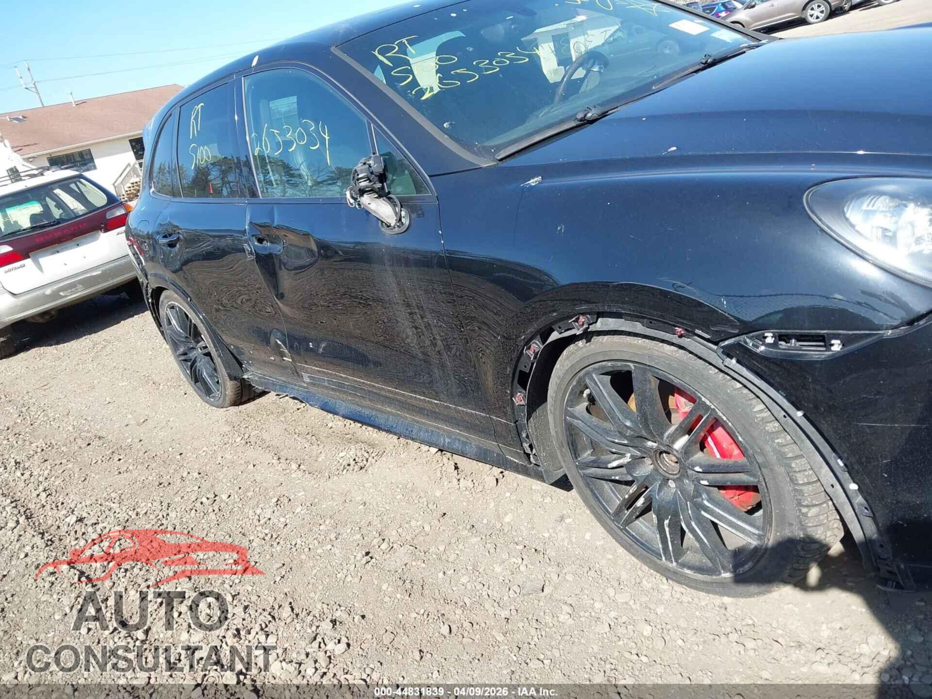 PORSCHE CAYENNE 2013 - WP1AD2A23DLA78442