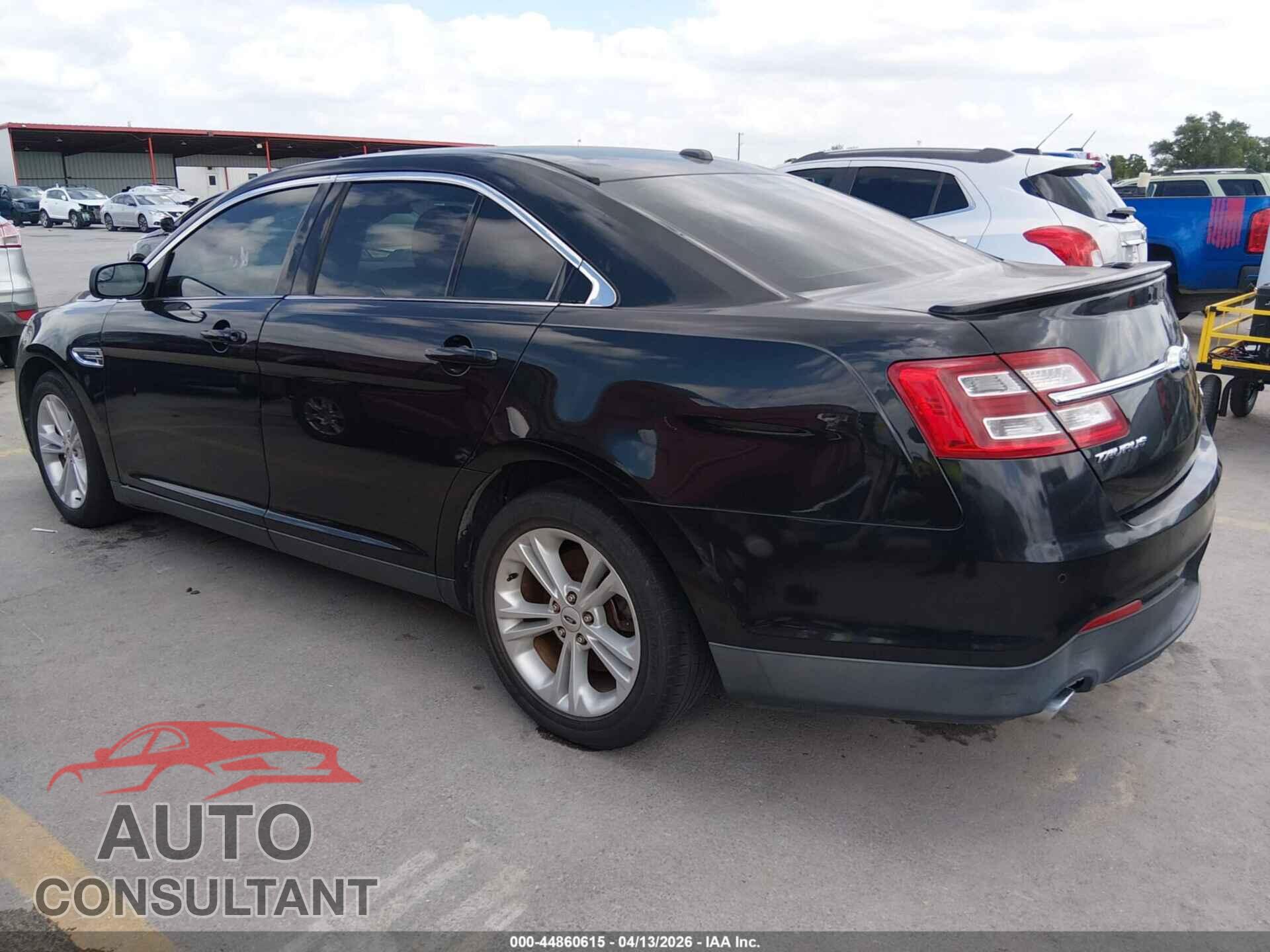 FORD TAURUS 2015 - 1FAHP2E89FG175362