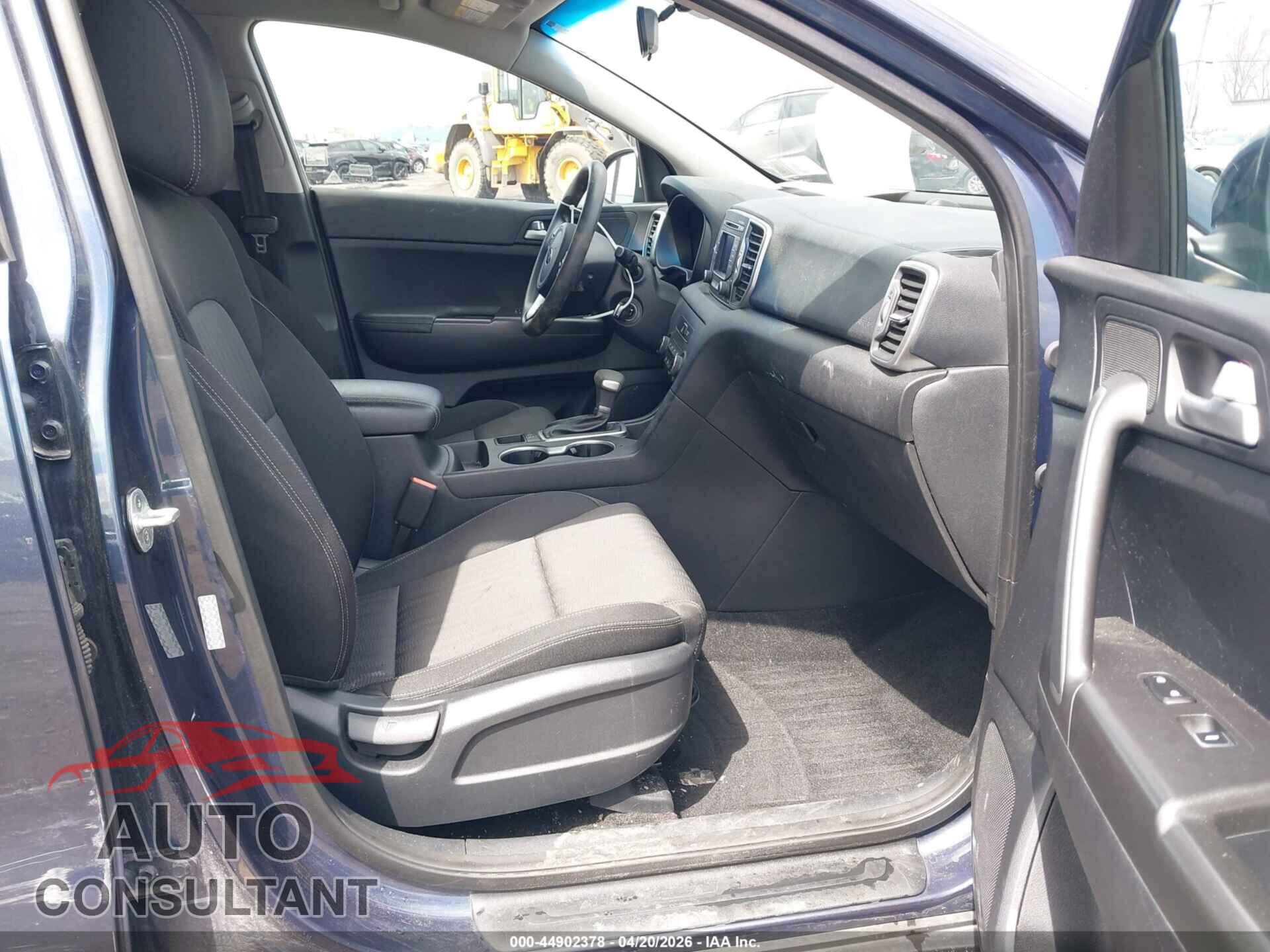 KIA SPORTAGE 2017 - KNDPMCAC6H7220436