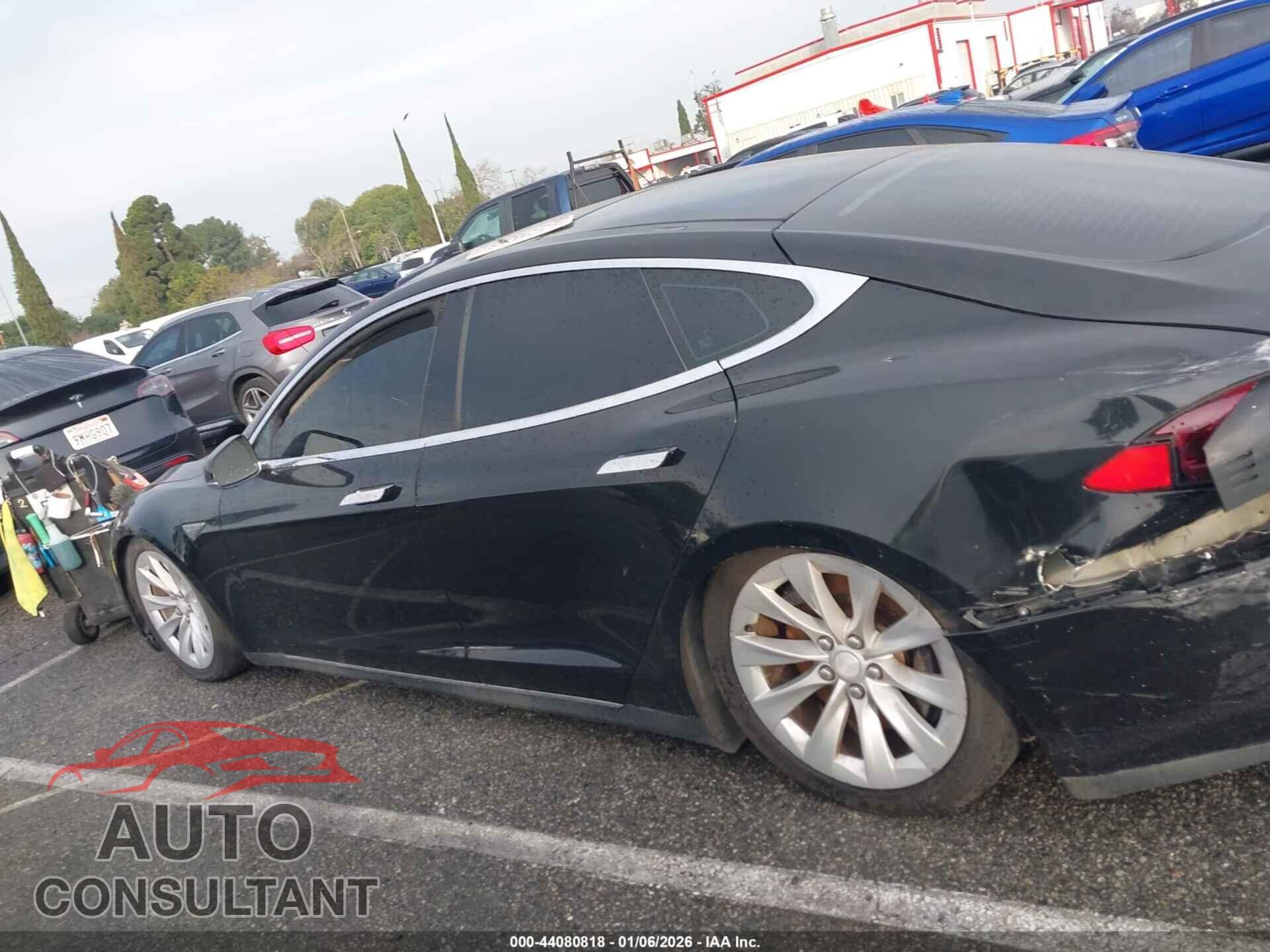 TESLA MODEL S 2013 - 5YJSA1DN7DFP05788