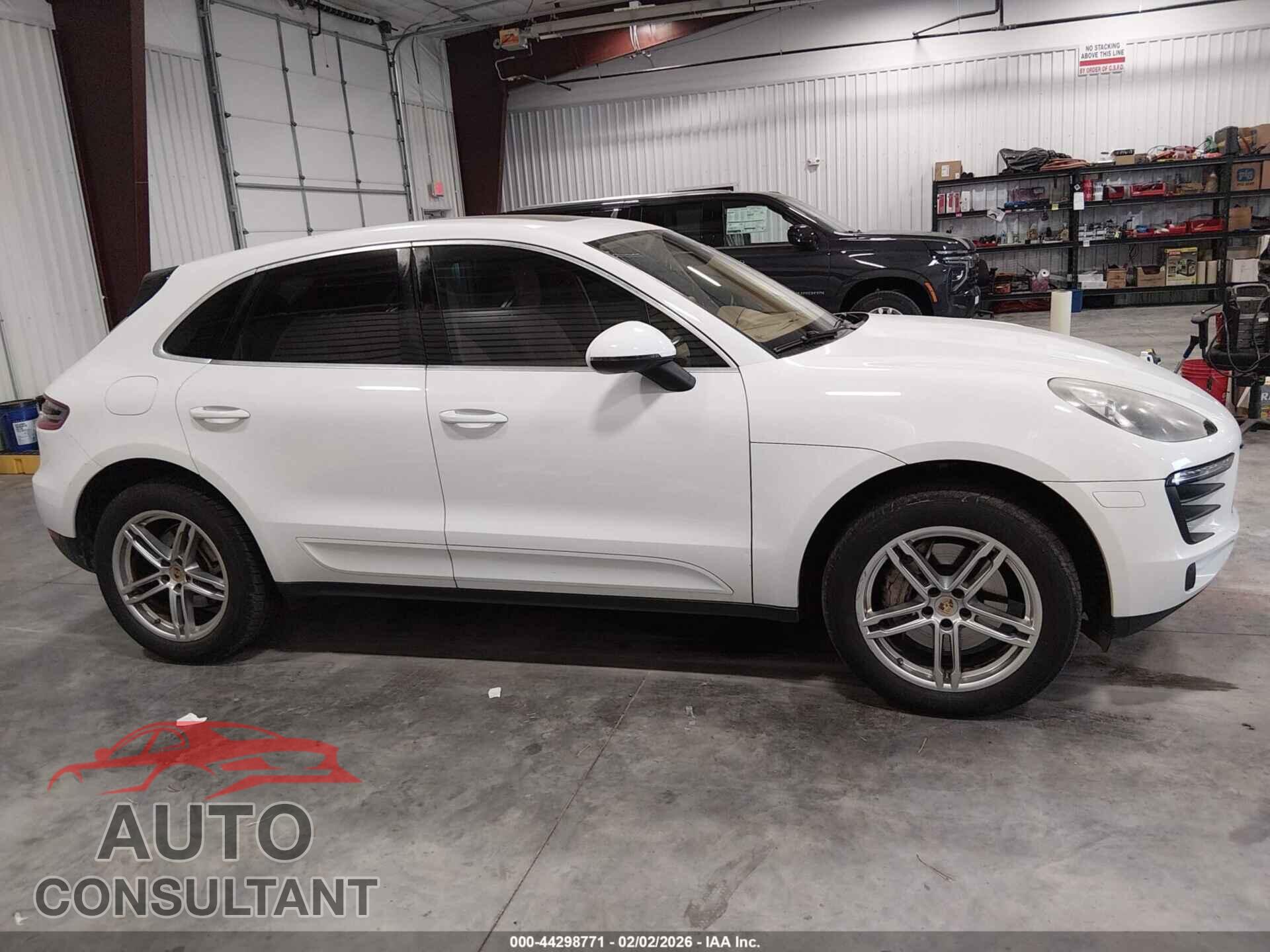 PORSCHE MACAN 2015 - WP1AB2A58FLB57009