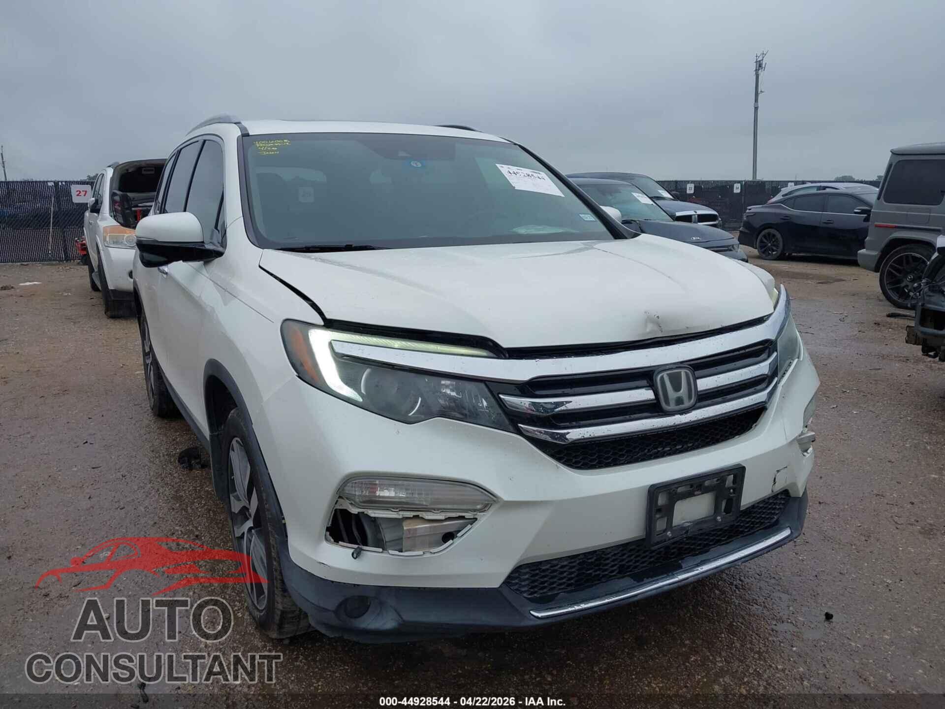 HONDA PILOT 2017 - 5FNYF6H99HB013608