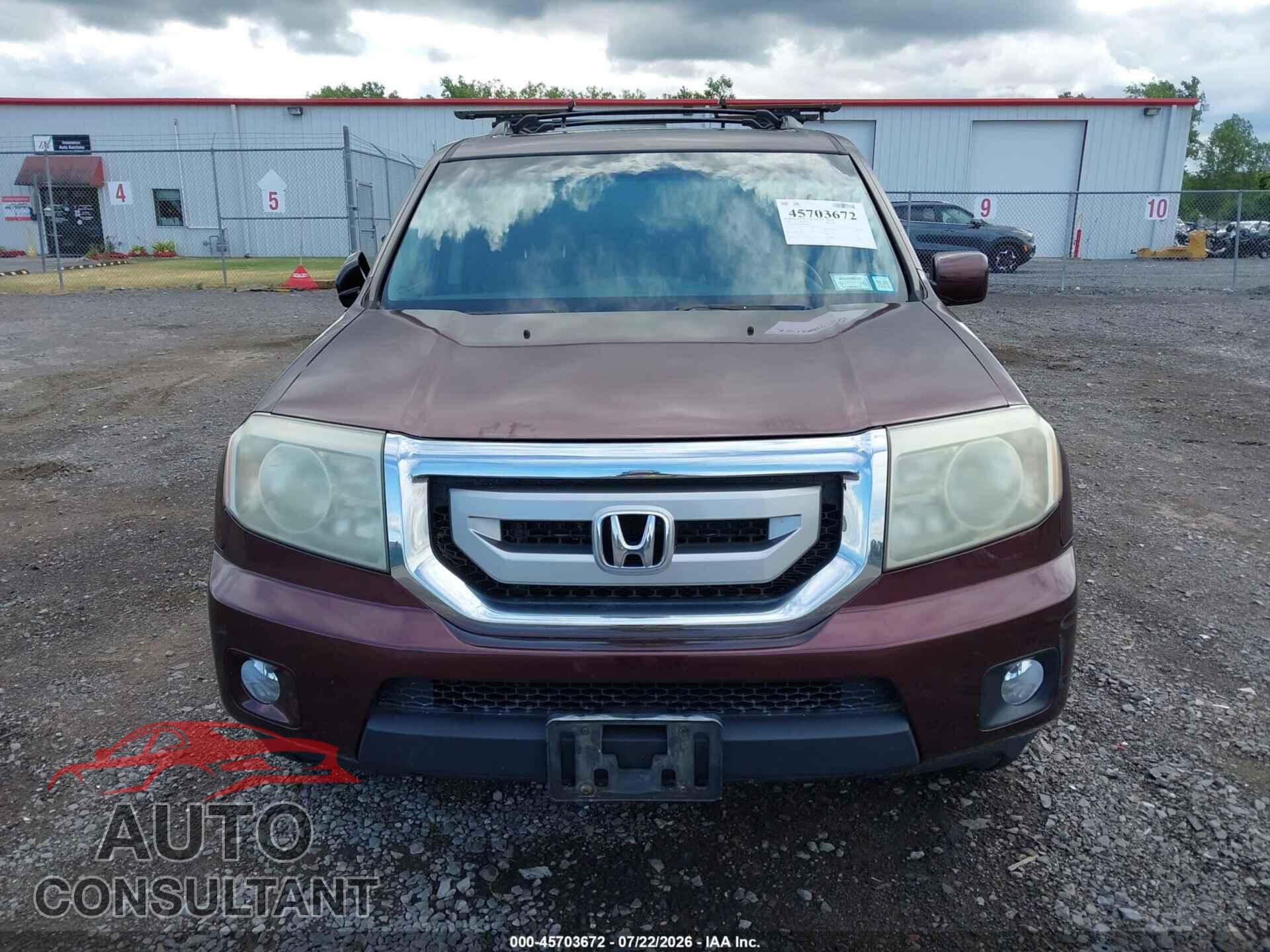HONDA PILOT 2011 - 5FNYF4H55BB035582