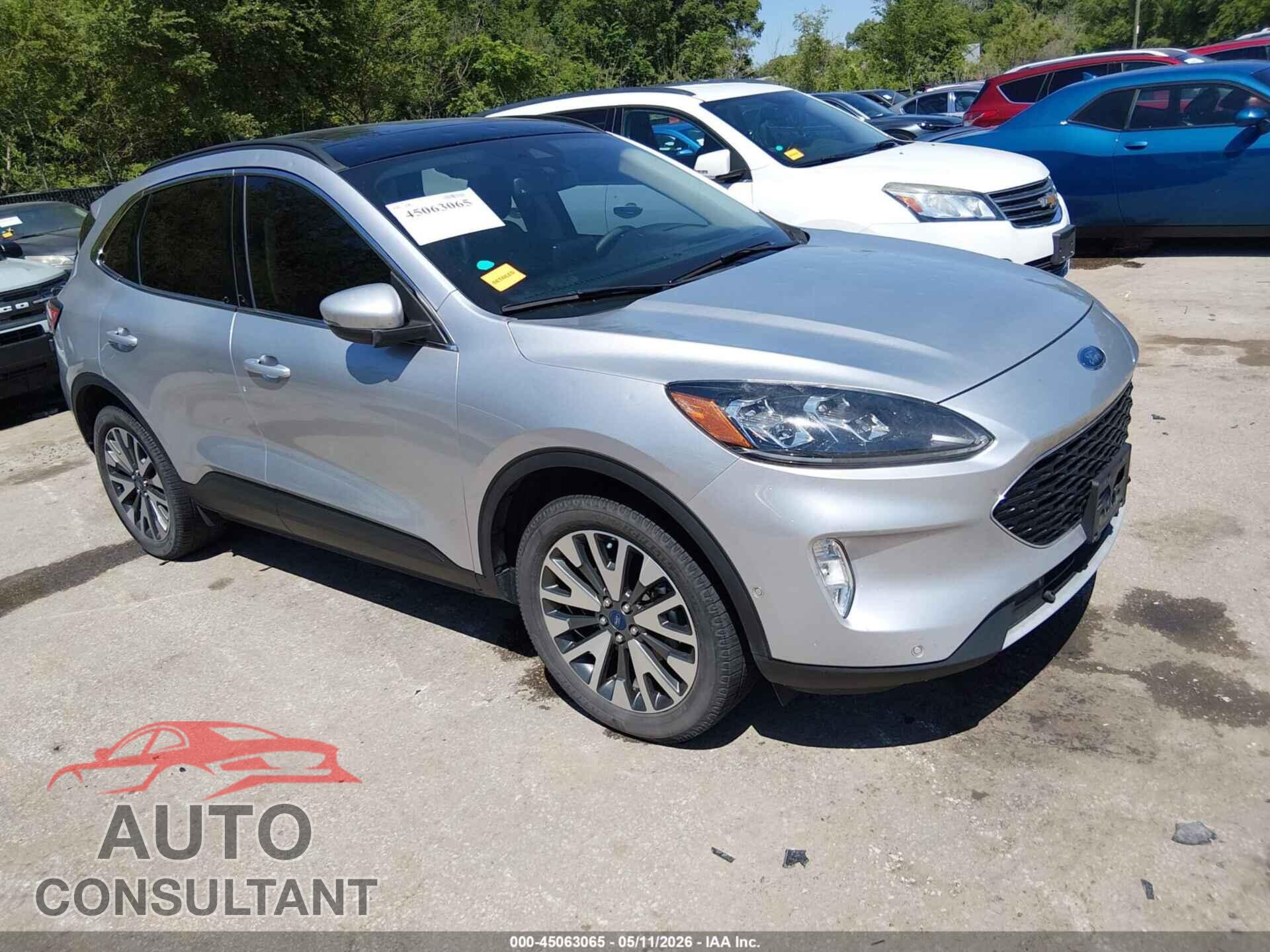 FORD ESCAPE 2020 - 1FMCU9J92LUA76931