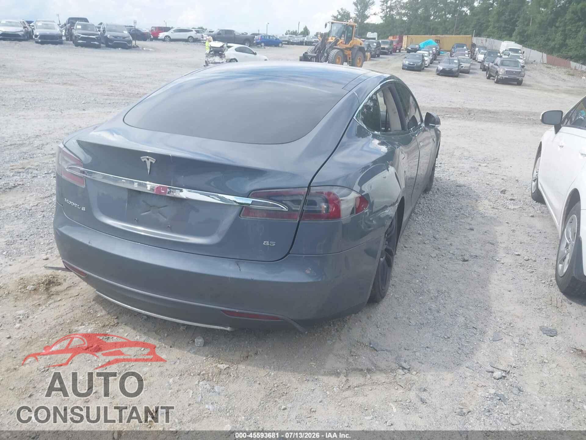 TESLA MODEL S 2013 - 5YJSA1CN6DFP08389