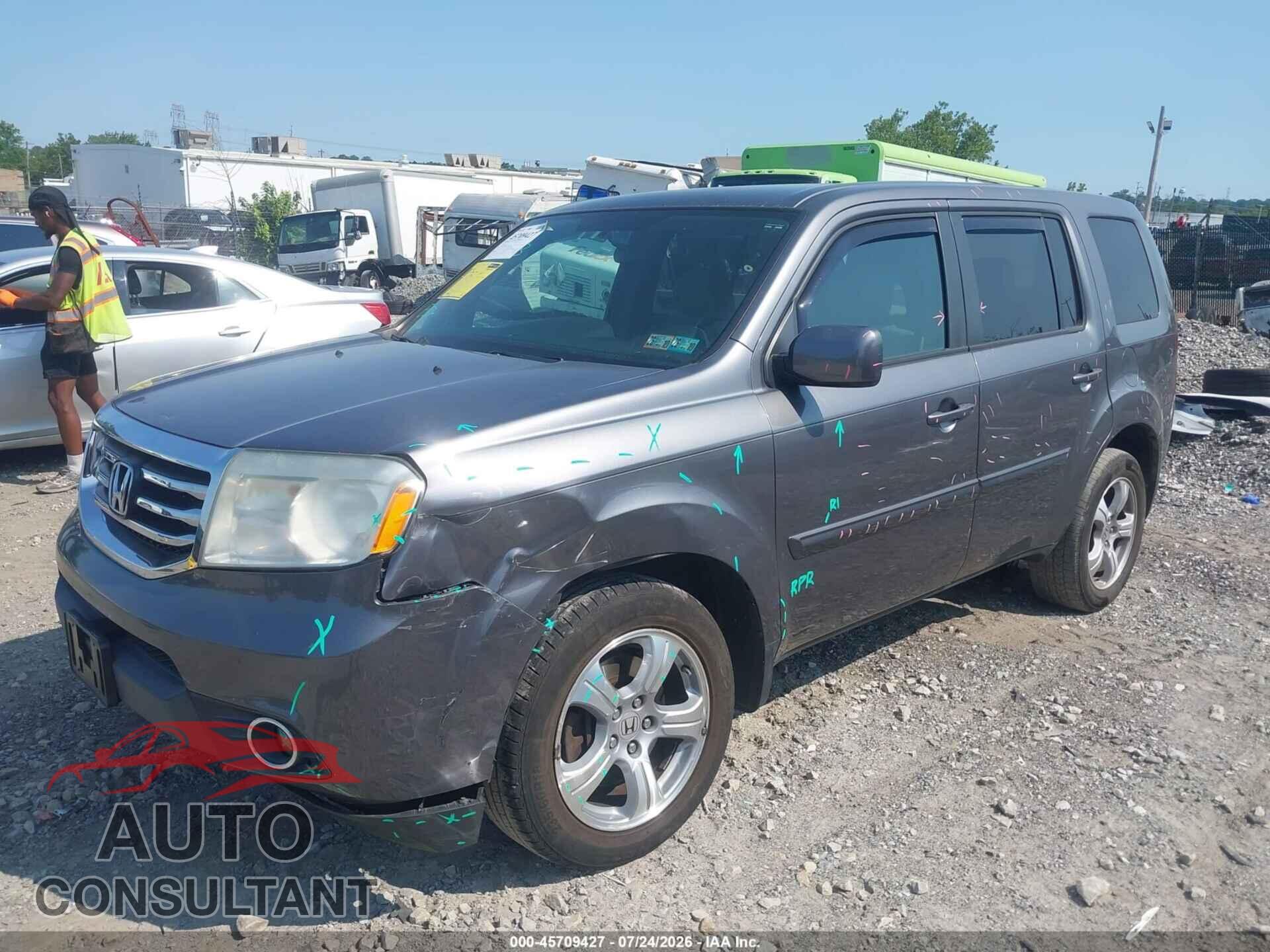HONDA PILOT 2015 - 5FNYF4H47FB003746