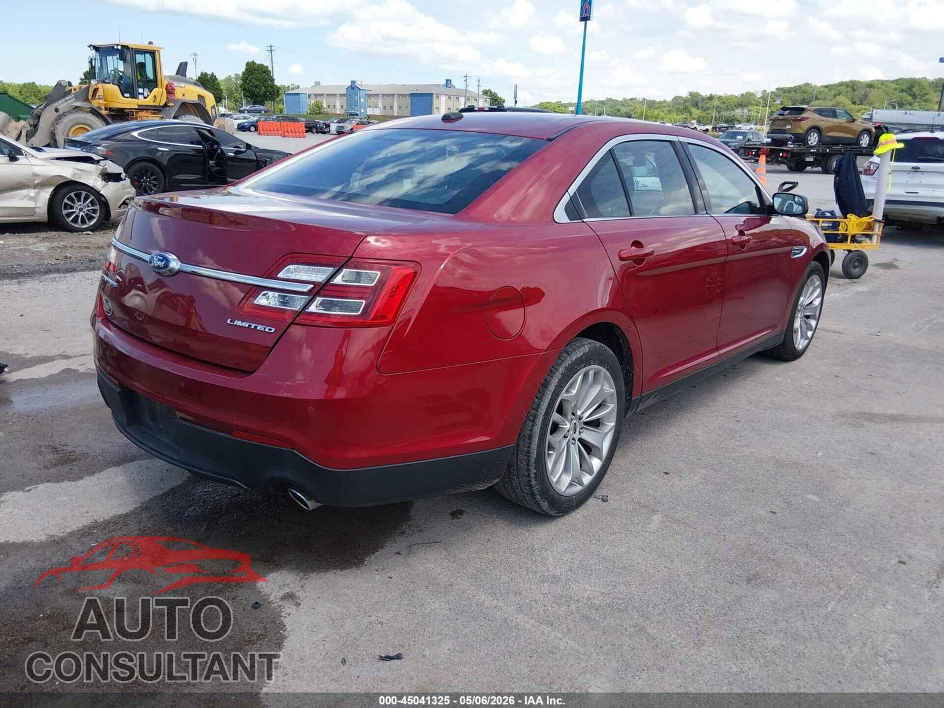 FORD TAURUS 2015 - 1FAHP2F83FG103023